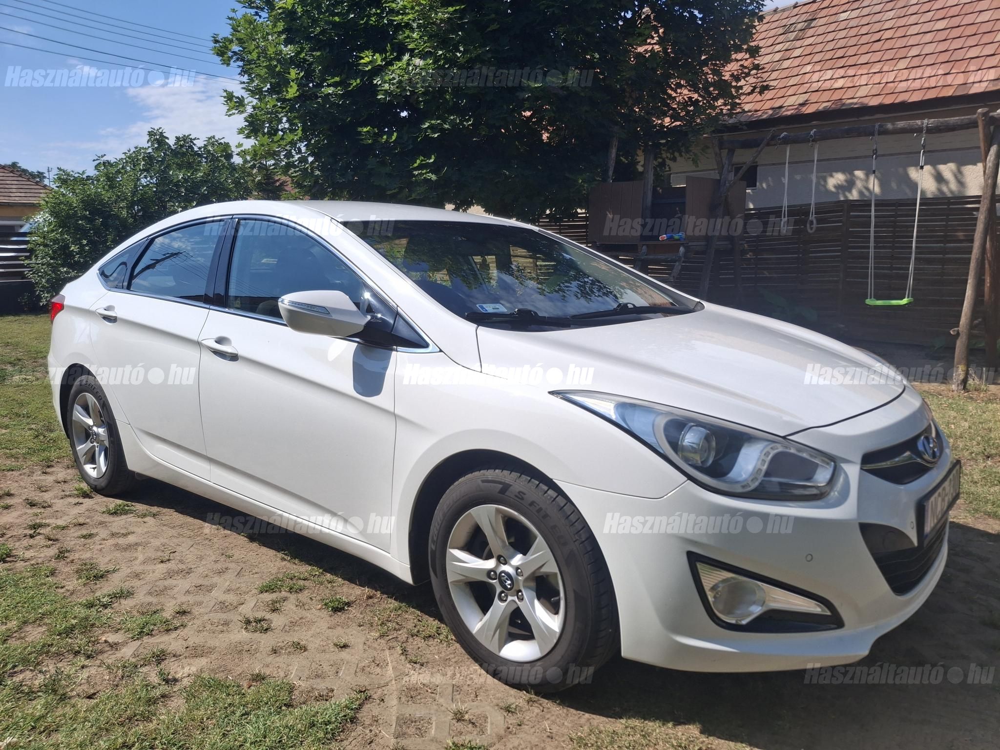 HYUNDAI I40 2012/12 - 1