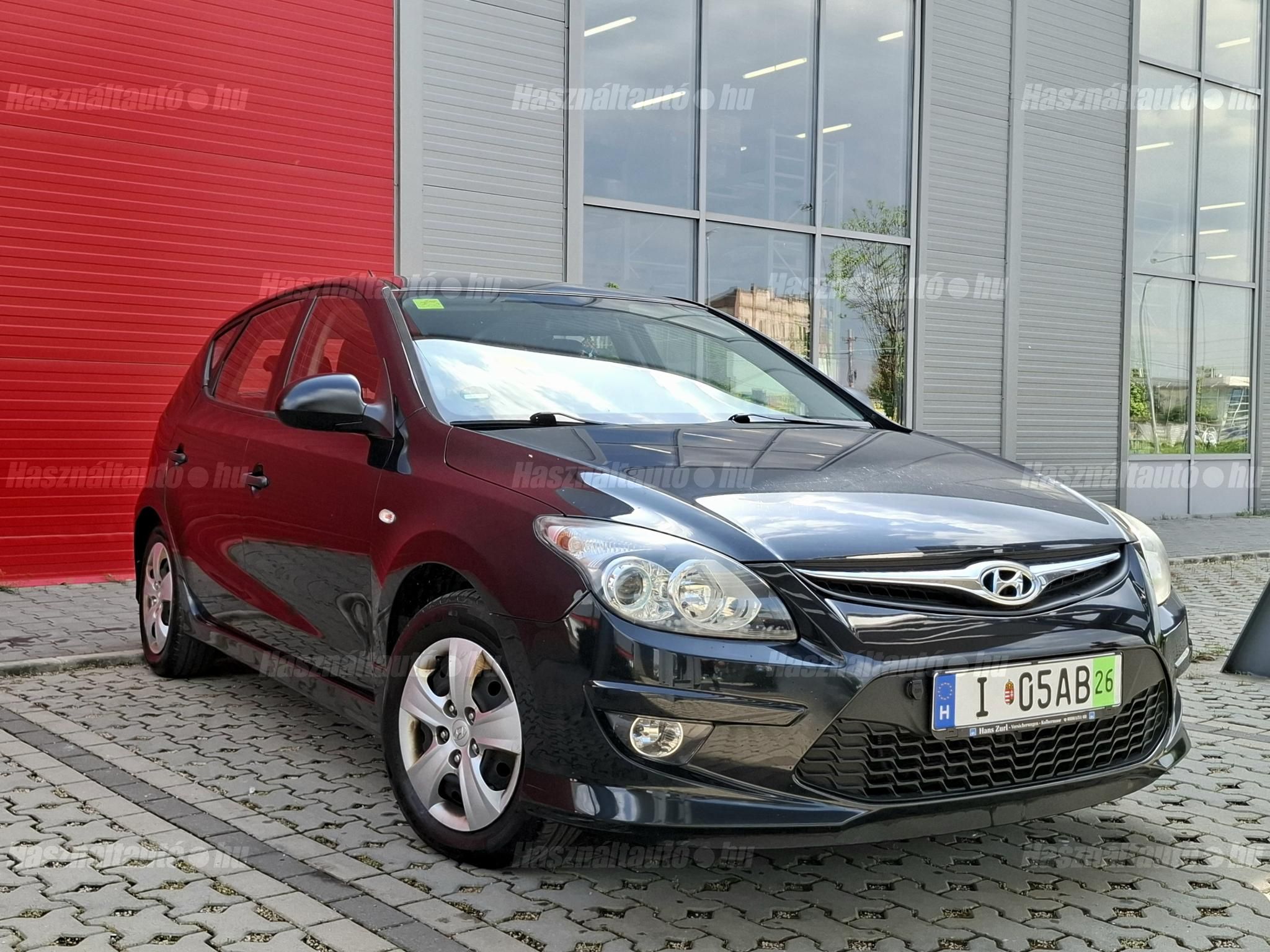 HYUNDAI I30 2010 - 1