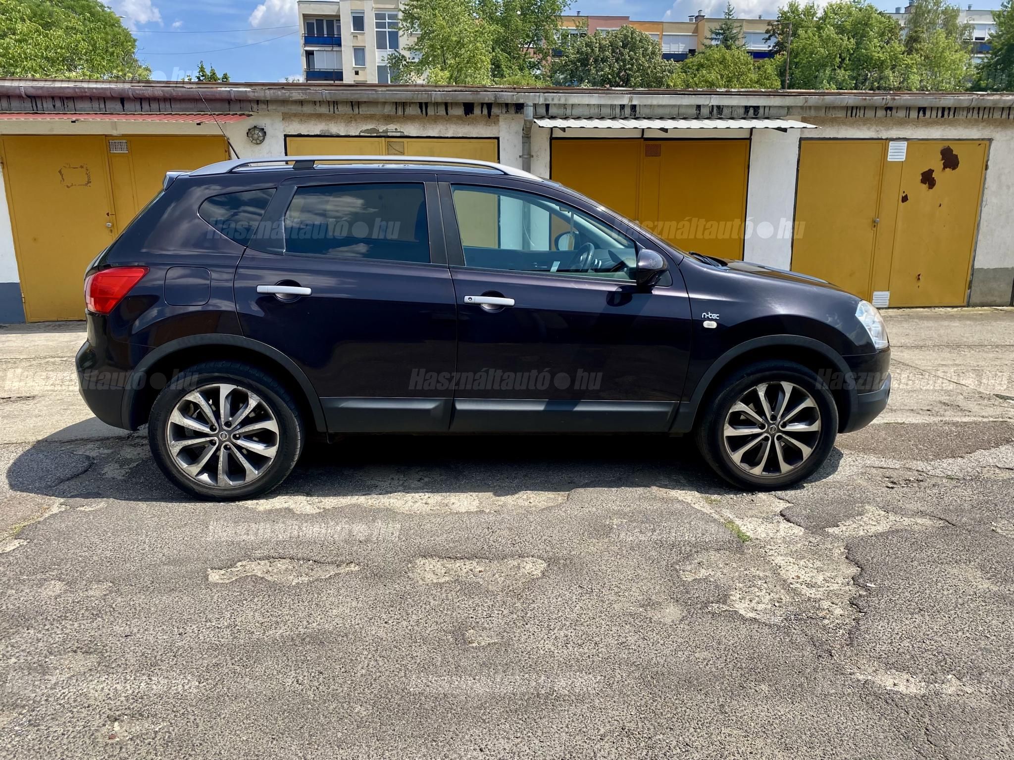 NISSAN QASHQAI 2010/6 - 1