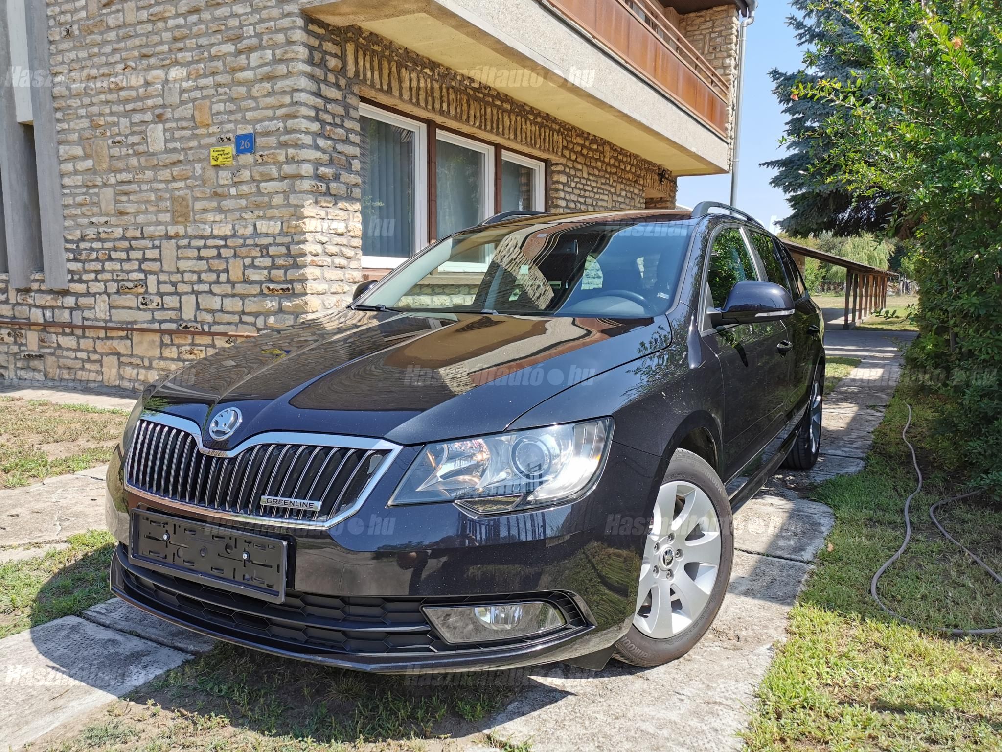 SKODA SUPERB 2014/7 - 1