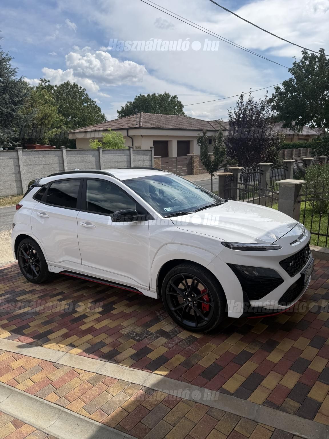 HYUNDAI KONA 2022/10 - 1