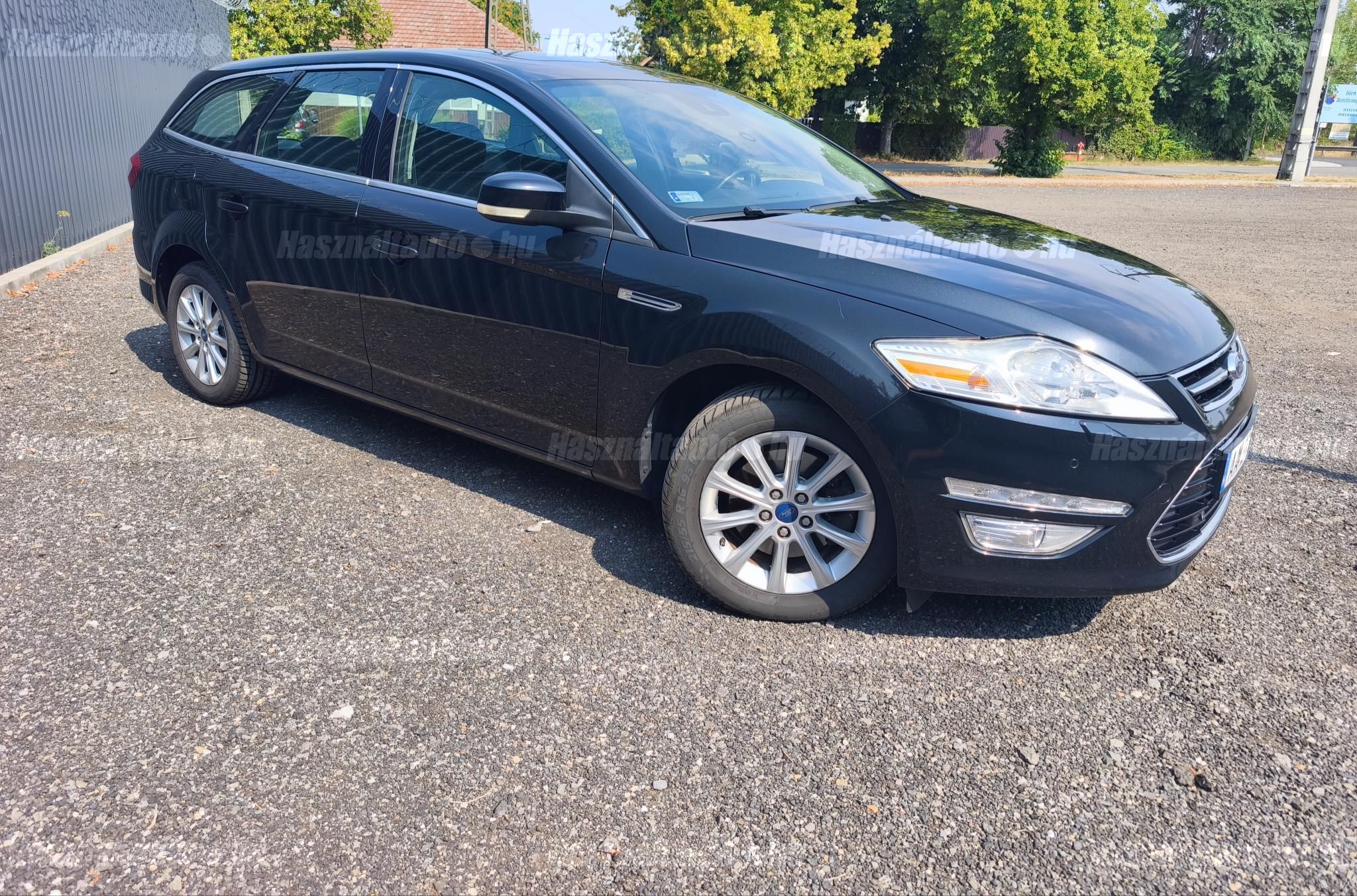 FORD MONDEO 2012/3 - 1