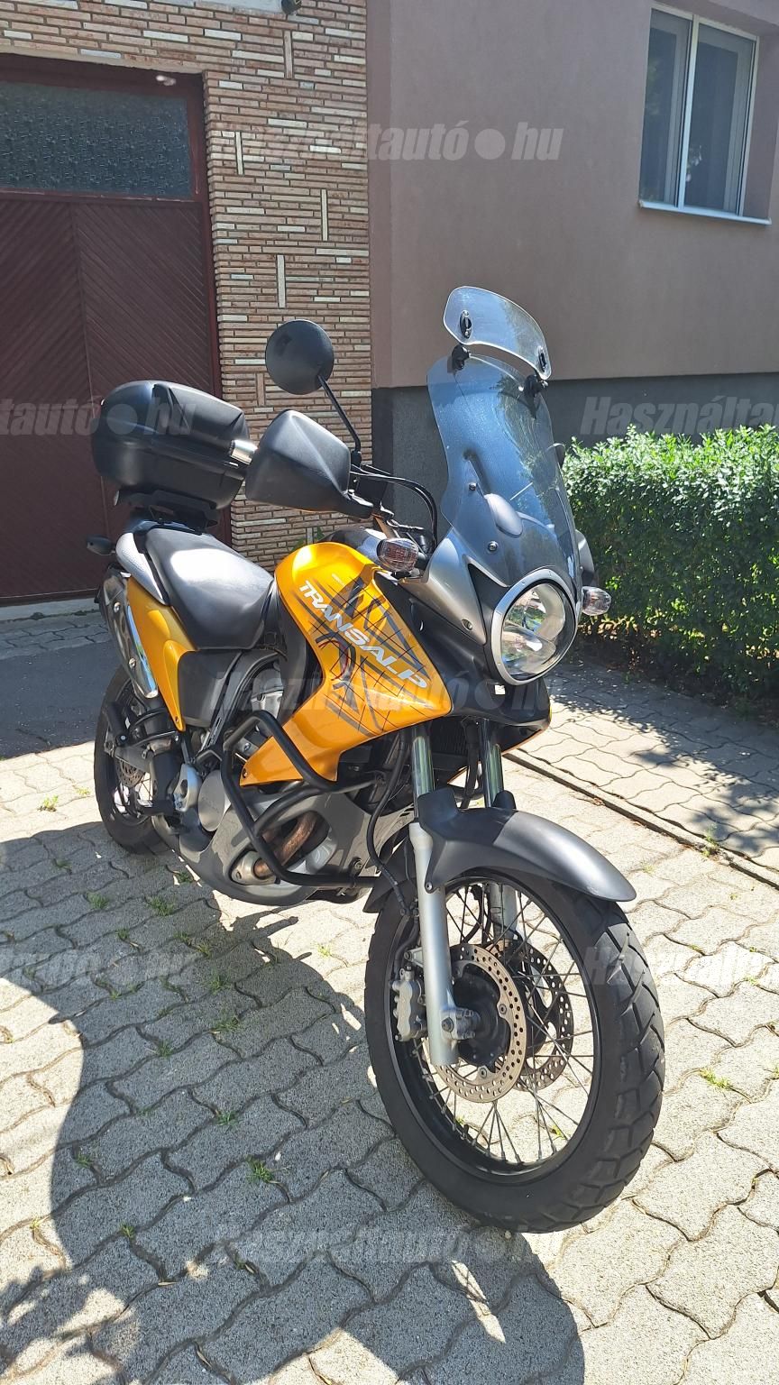 HONDA XL 700 V 2008/6 - 1
