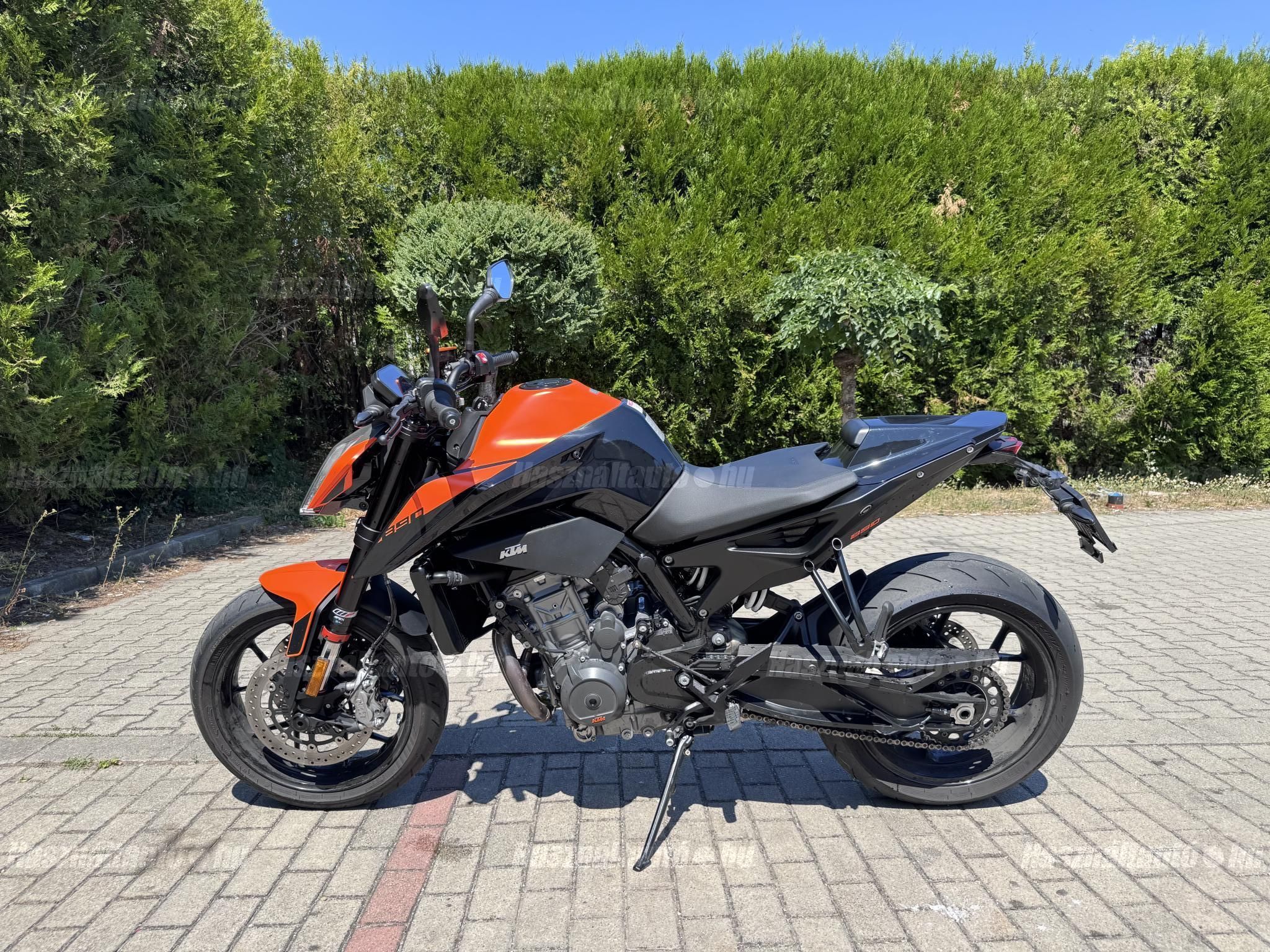 KTM 890 DUKE 2024/7 - 1