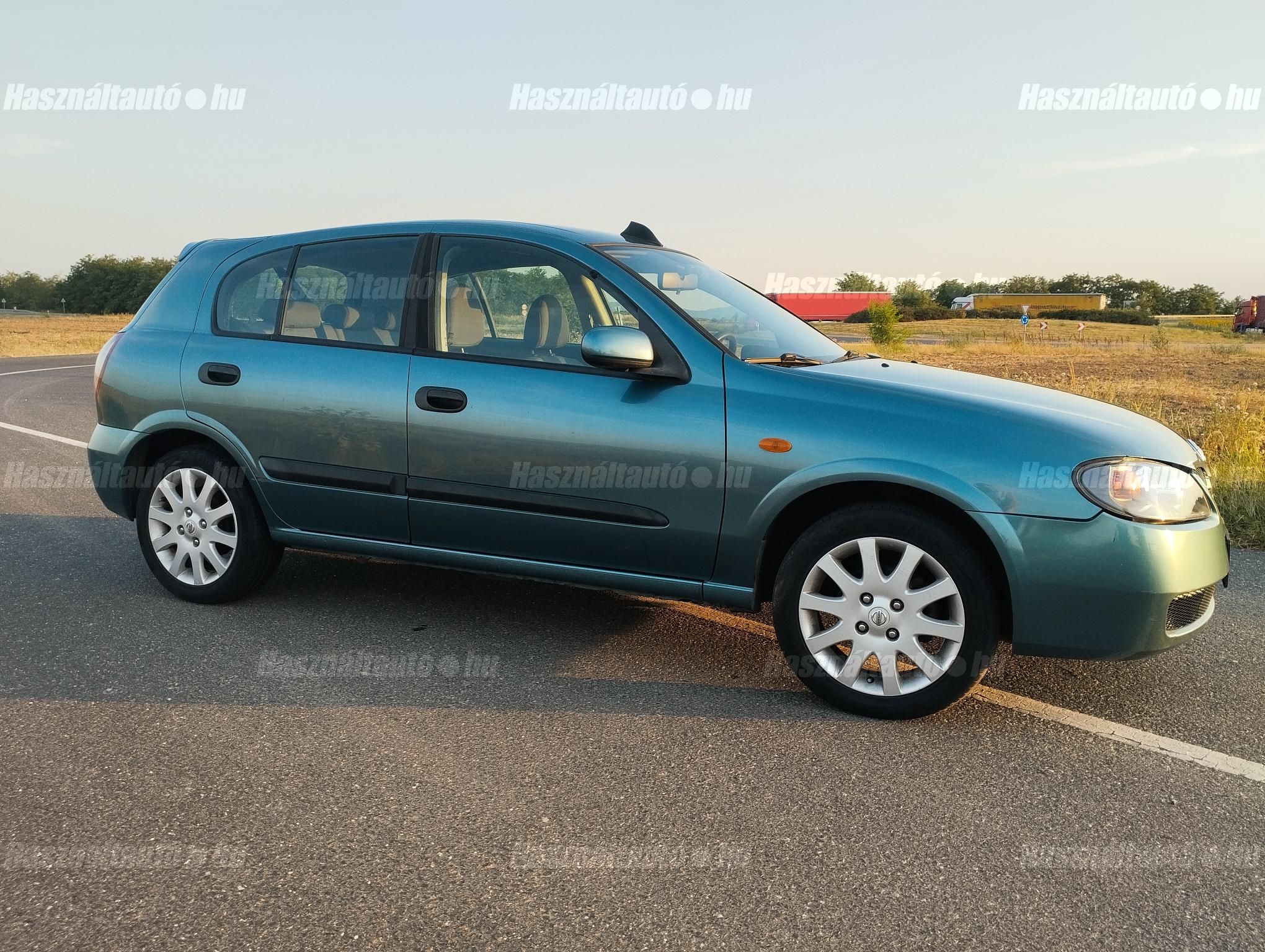 NISSAN ALMERA 2003/6 - 1