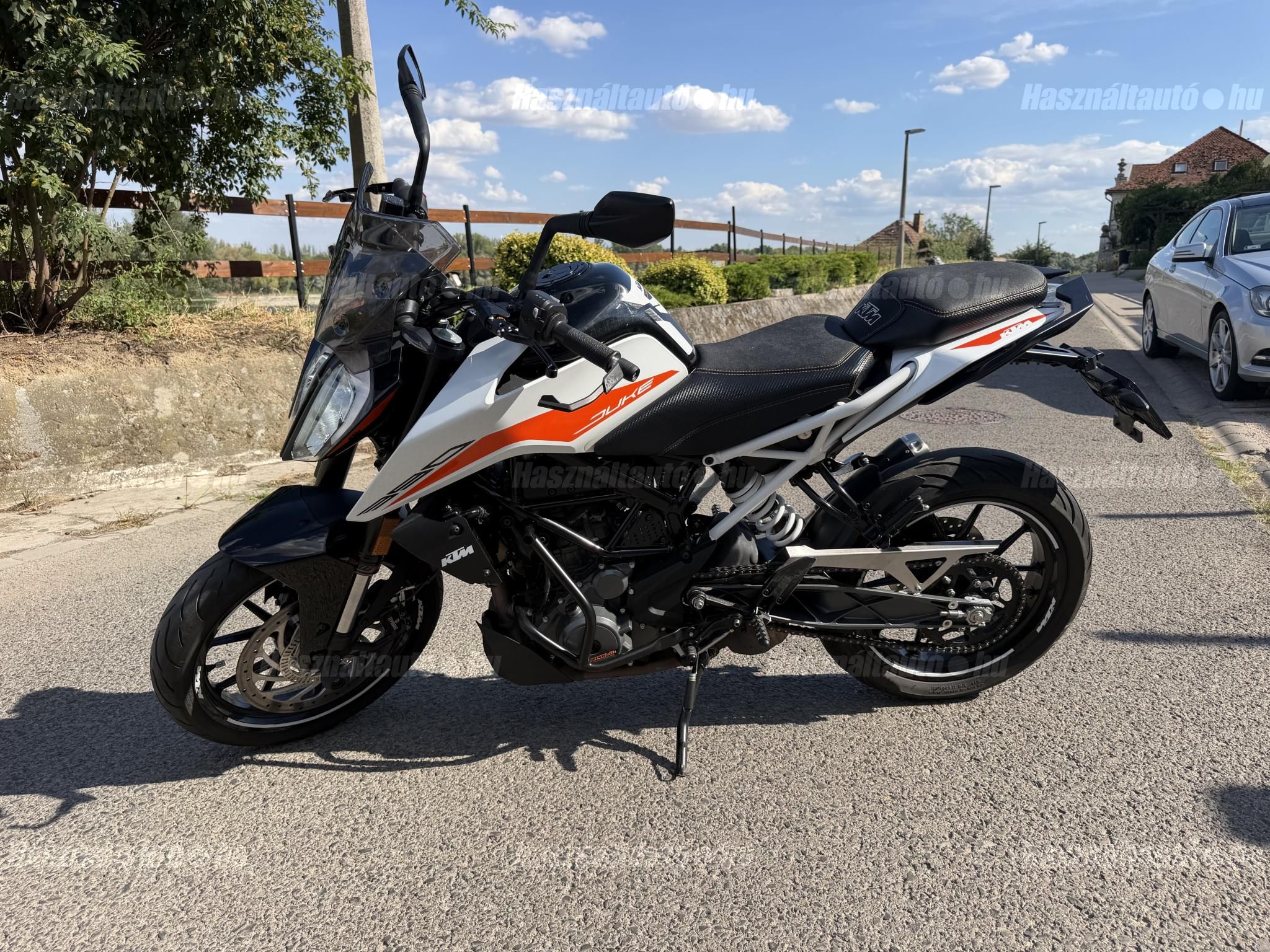 KTM 390 DUKE 2022/6 - 1