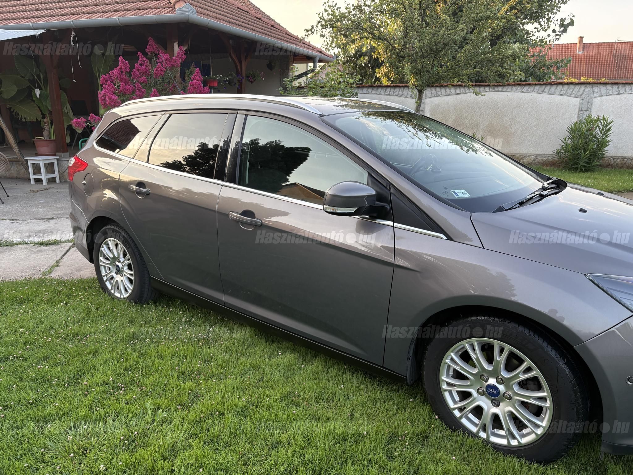 FORD FOCUS 2012/10 - 1