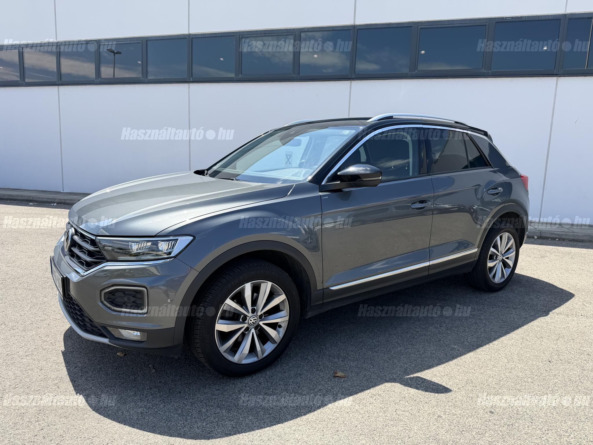 VOLKSWAGEN T-ROC 2019/9 - 1