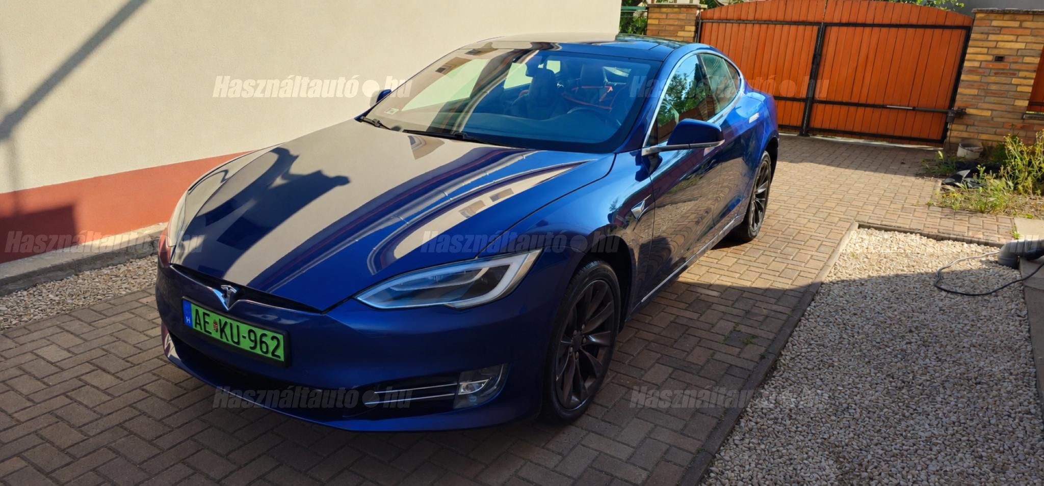TESLA MODEL S 2018/12 - 1