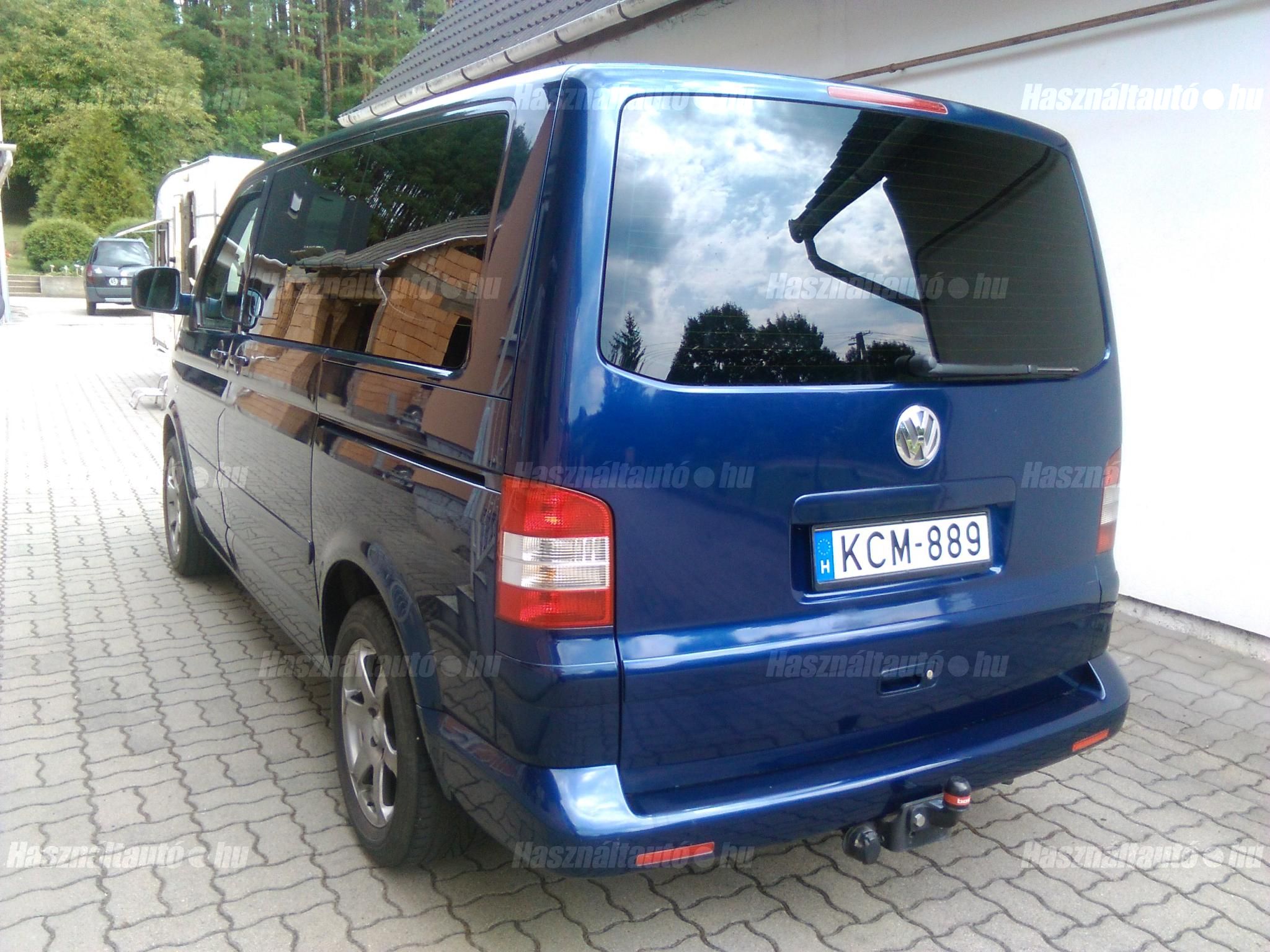 VOLKSWAGEN MULTIVAN 2003/10 - 1