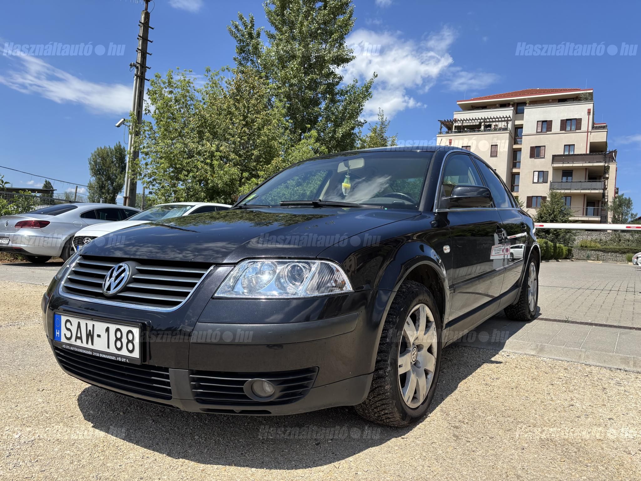 VOLKSWAGEN PASSAT 2003/6 - 1