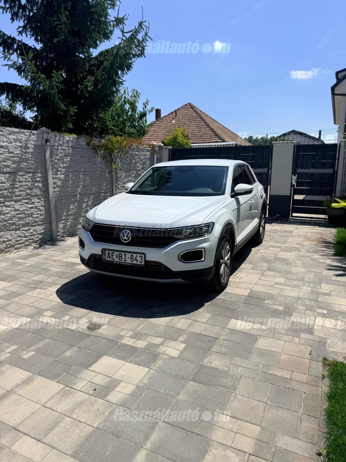 VOLKSWAGEN T-ROC 2019/6 - 1