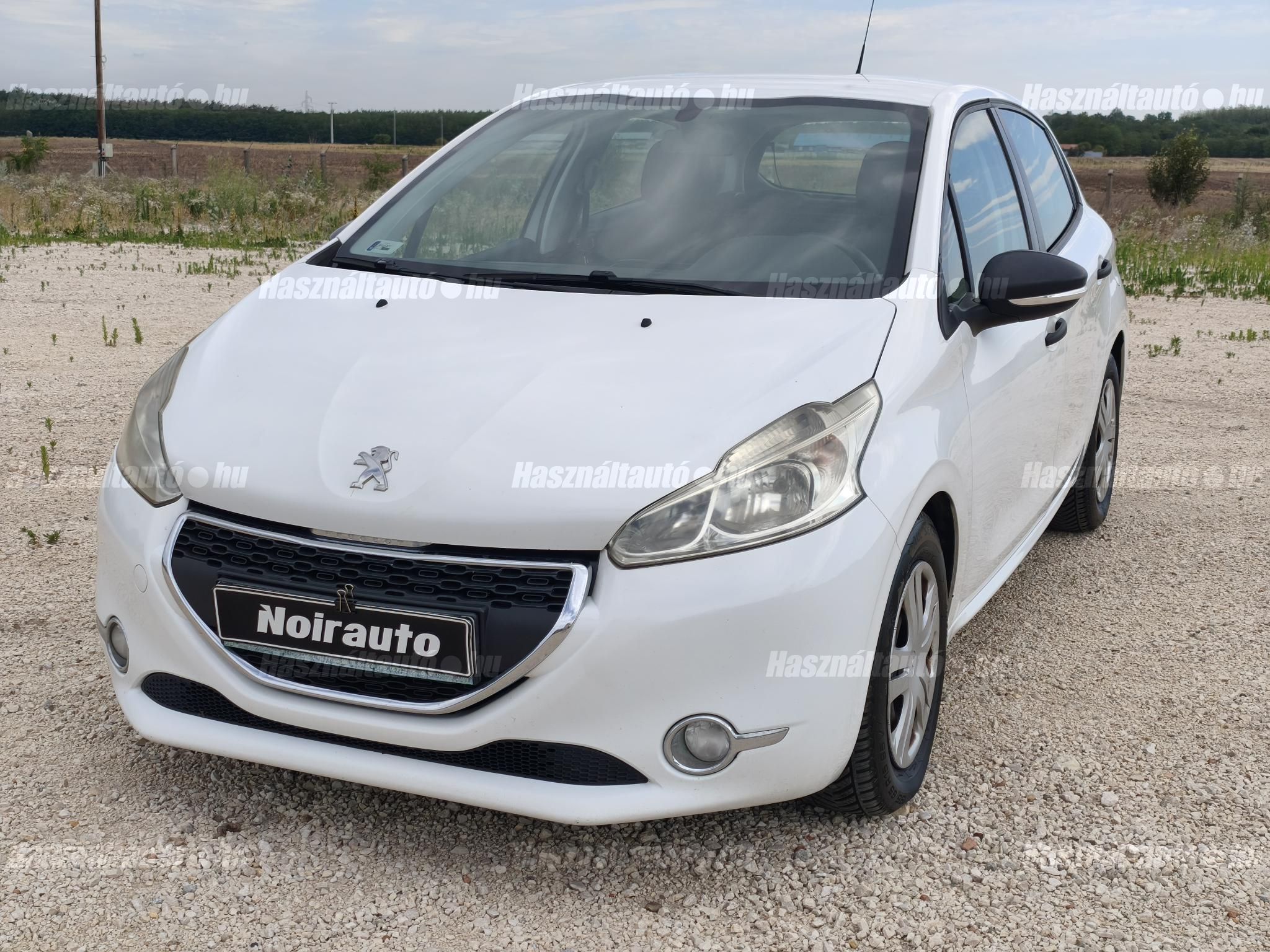 PEUGEOT 208 2014/4 - 1