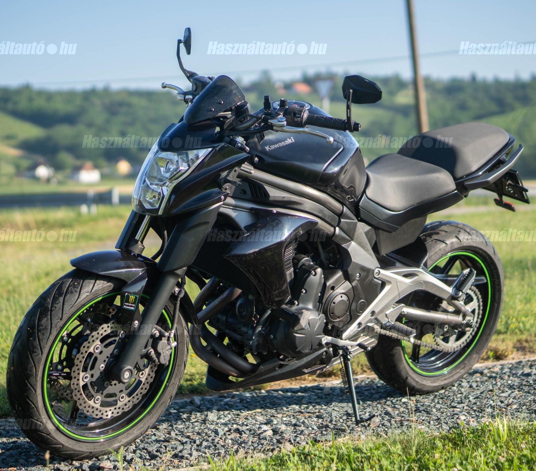 KAWASAKI ER-6N 2012/6 - 1