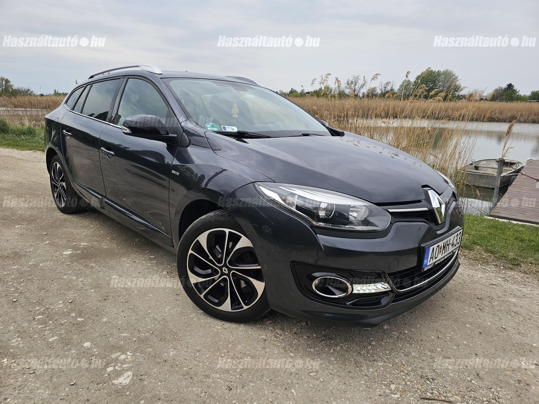 RENAULT MEGANE 2013/7 - 1