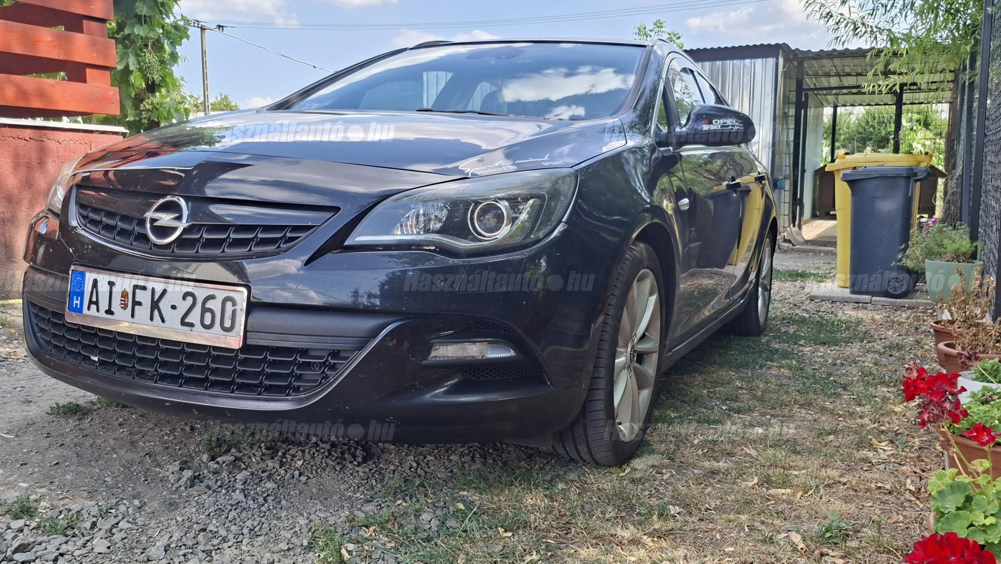 OPEL ASTRA J 2012 - 1
