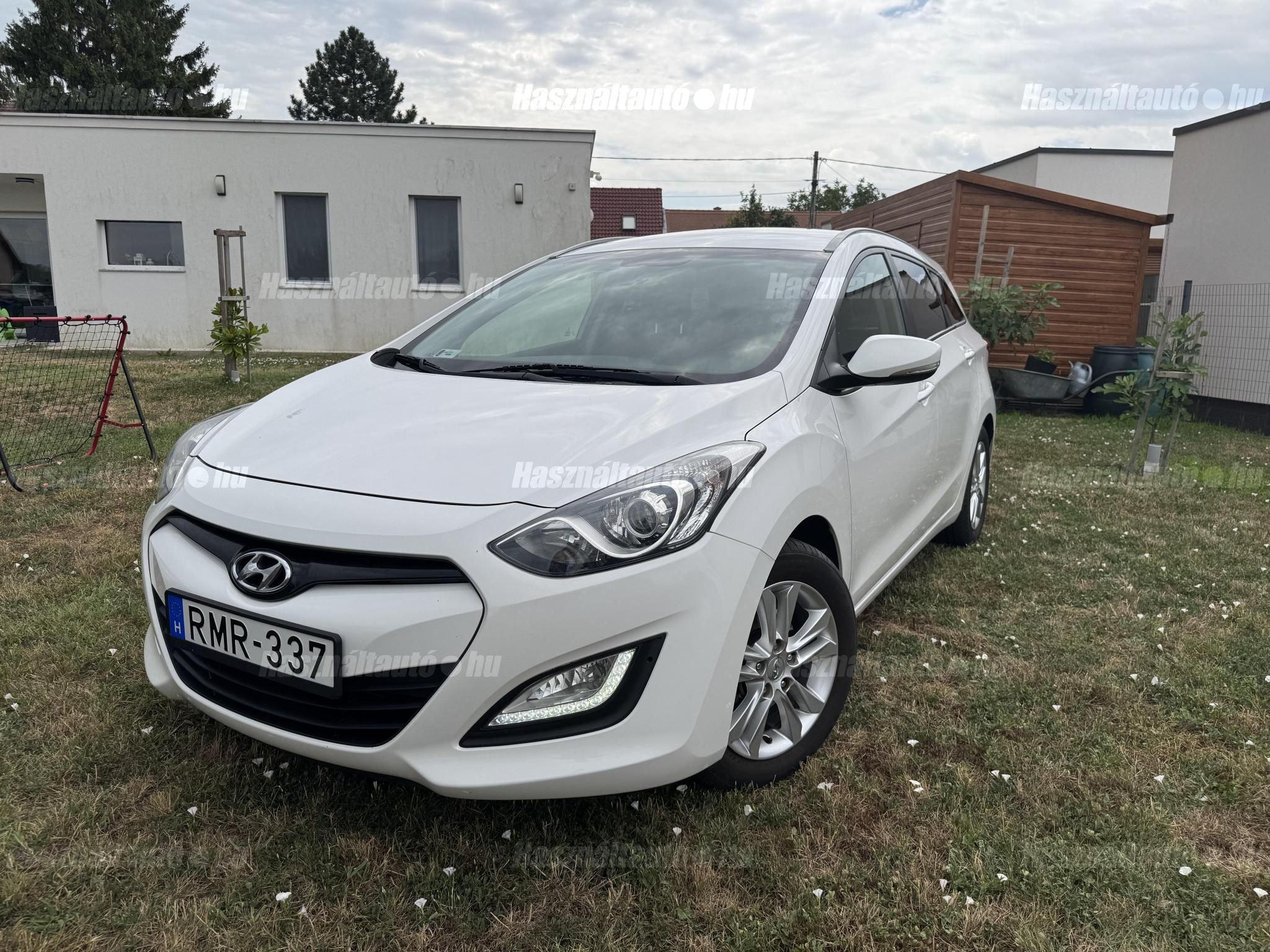HYUNDAI I30 2013/12 - 1