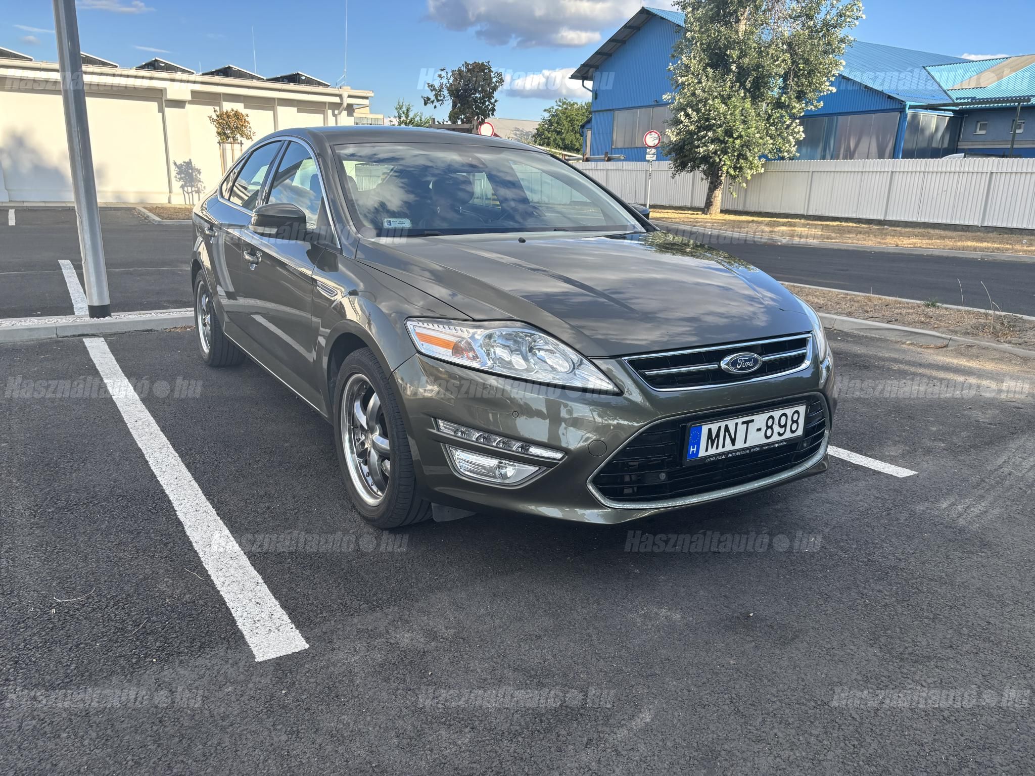 FORD MONDEO 2013/6 - 1