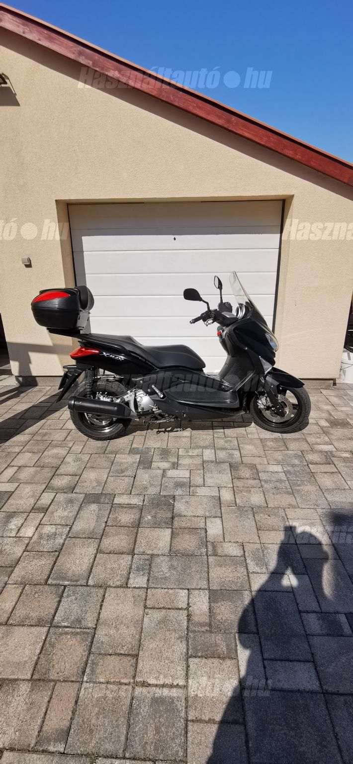 YAMAHA X-MAX 250 2010 - 1