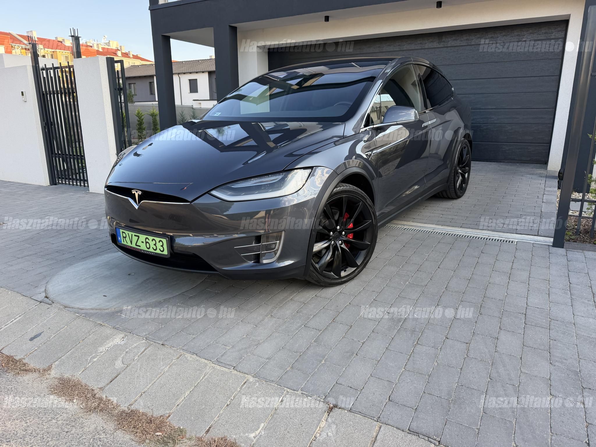 TESLA MODEL X 2019/10 - 1