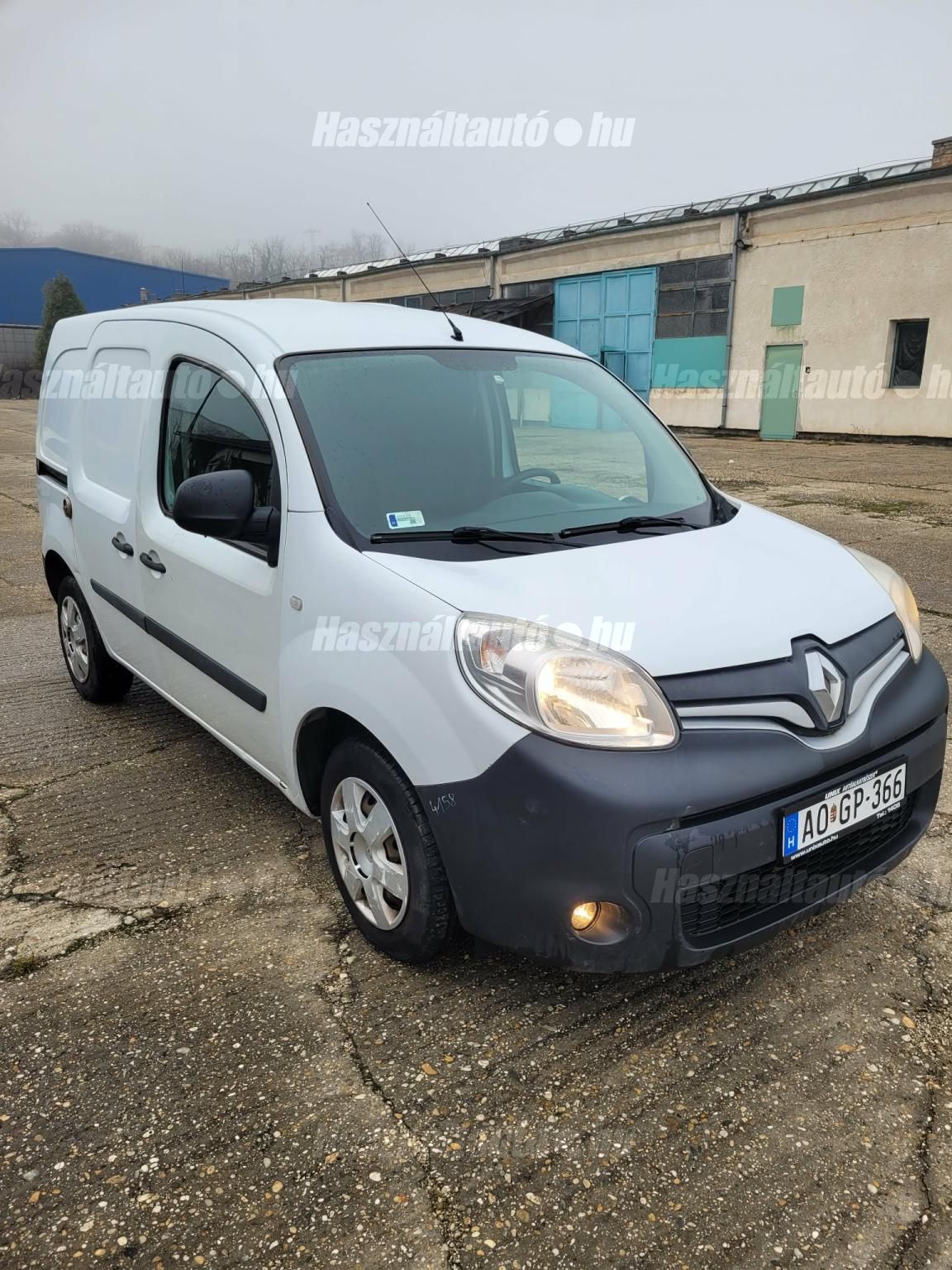 RENAULT KANGOO 2015/6 - 1
