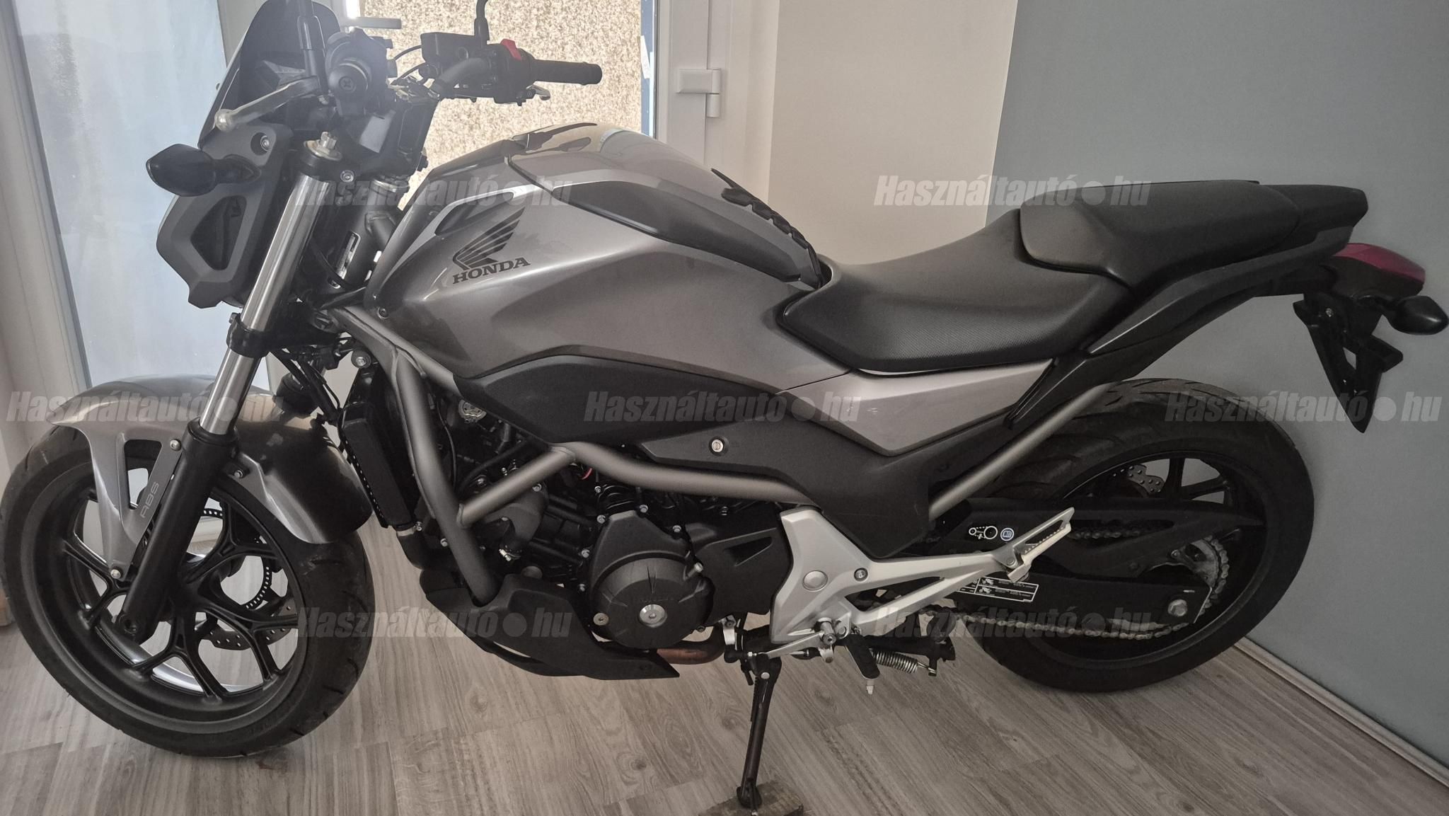 HONDA NC 700 S 2012/5 - 1