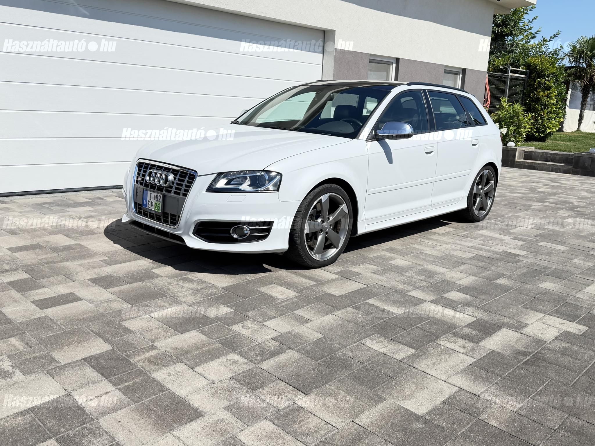 AUDI S3 2012/4 - 1