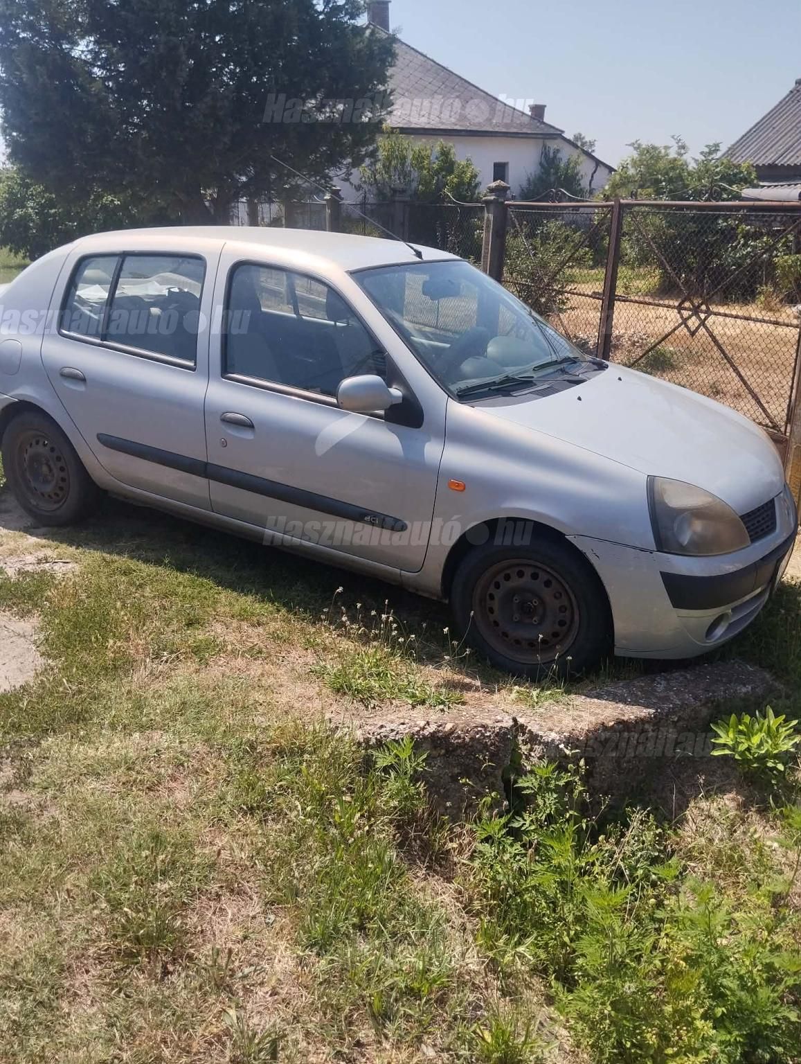 RENAULT THALIA 2003/4 - 1