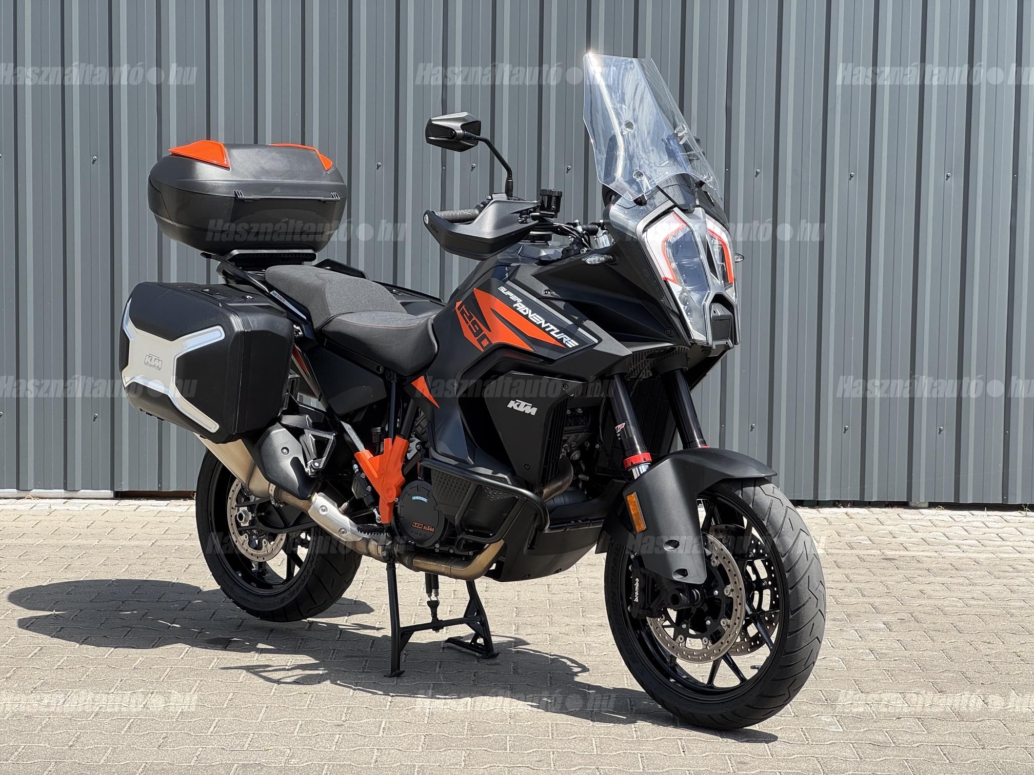 KTM 1290 SUPER ADVENTURE S 2023/4 - 1