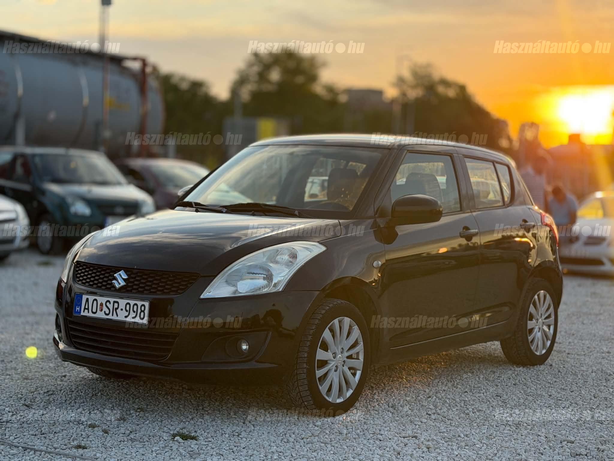 SUZUKI SWIFT 2011/4 - 1