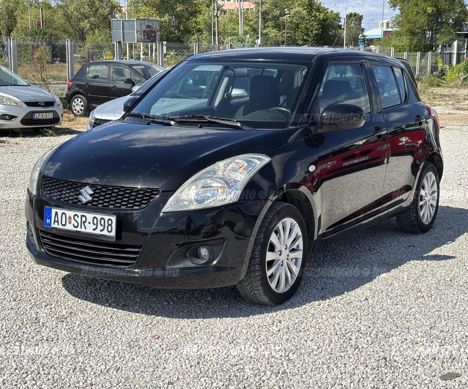 SUZUKI SWIFT 2011/4 - 1
