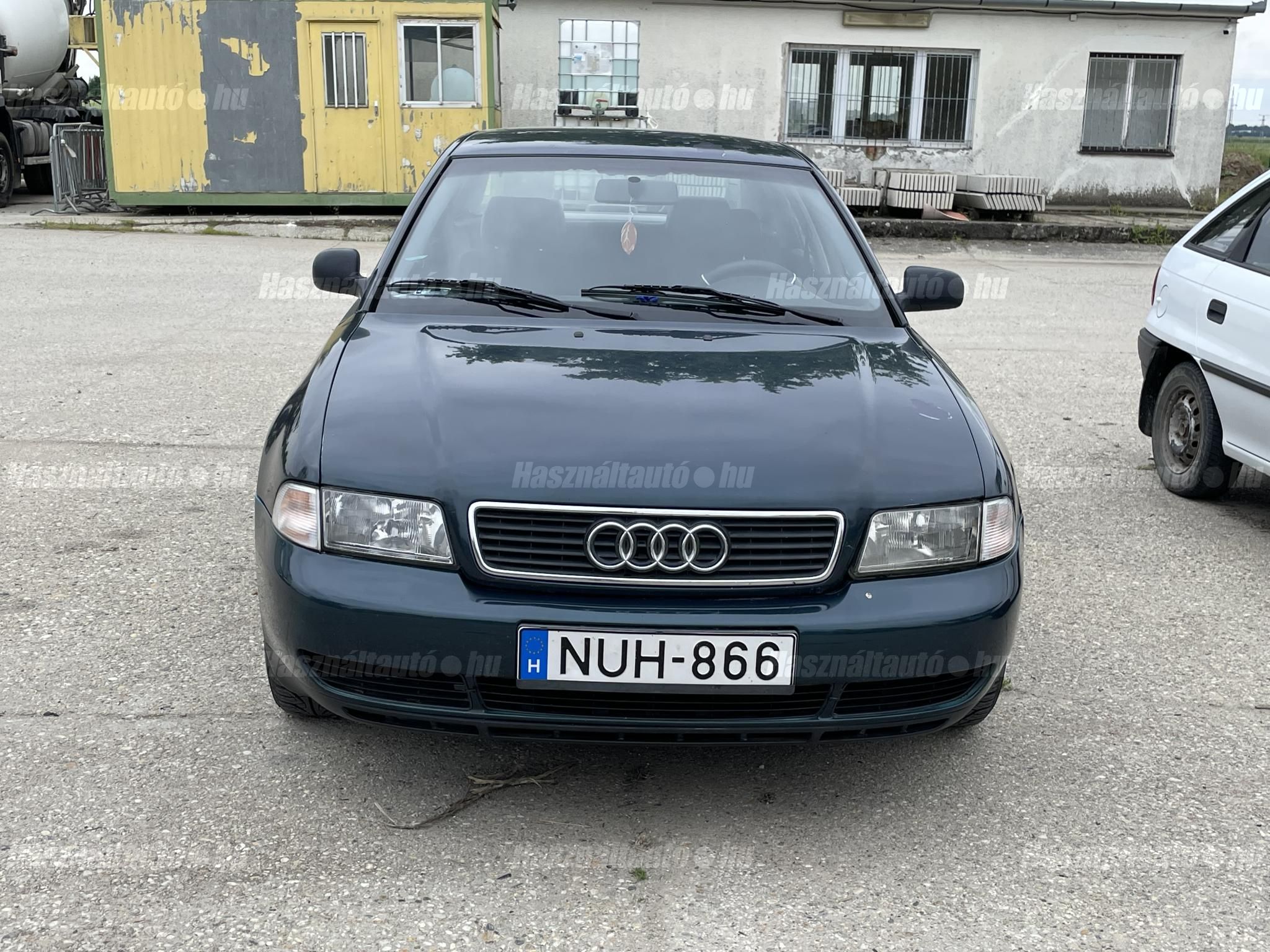 AUDI A4 1996/5 - 1