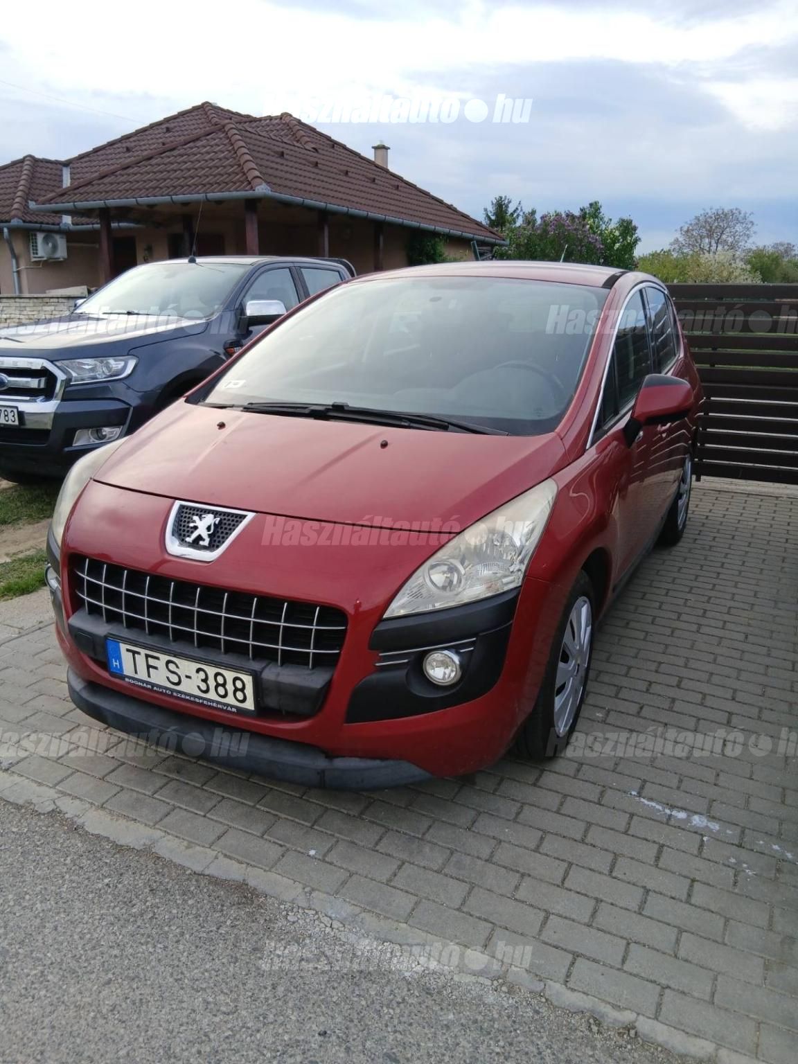 PEUGEOT 3008 2010 - 1
