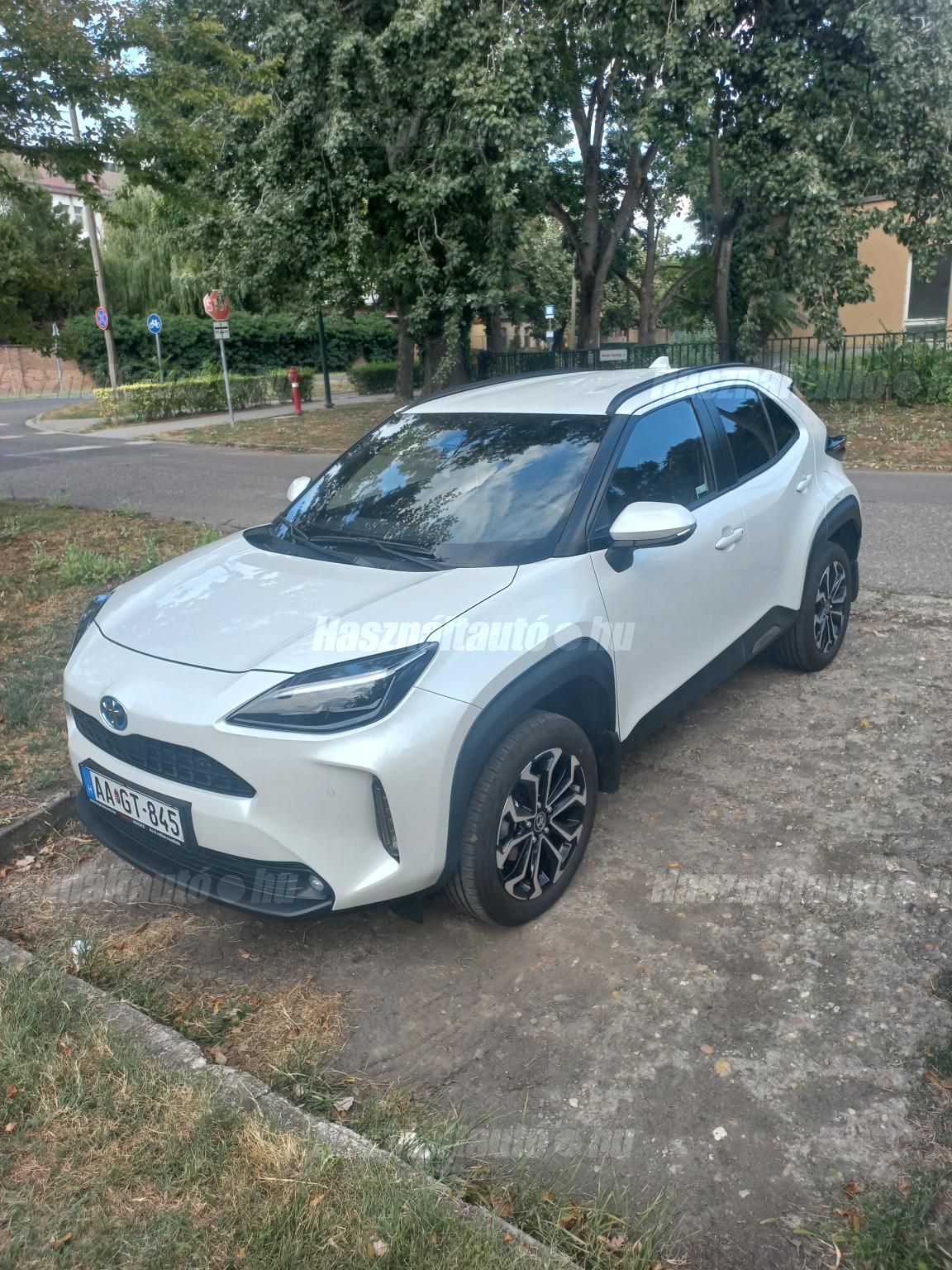 TOYOTA YARIS CROSS 2022/12 - 1