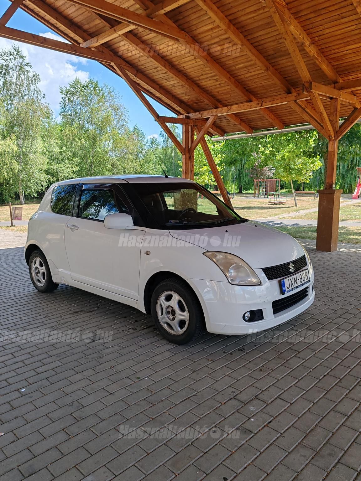 SUZUKI SWIFT 2005/12 - 1