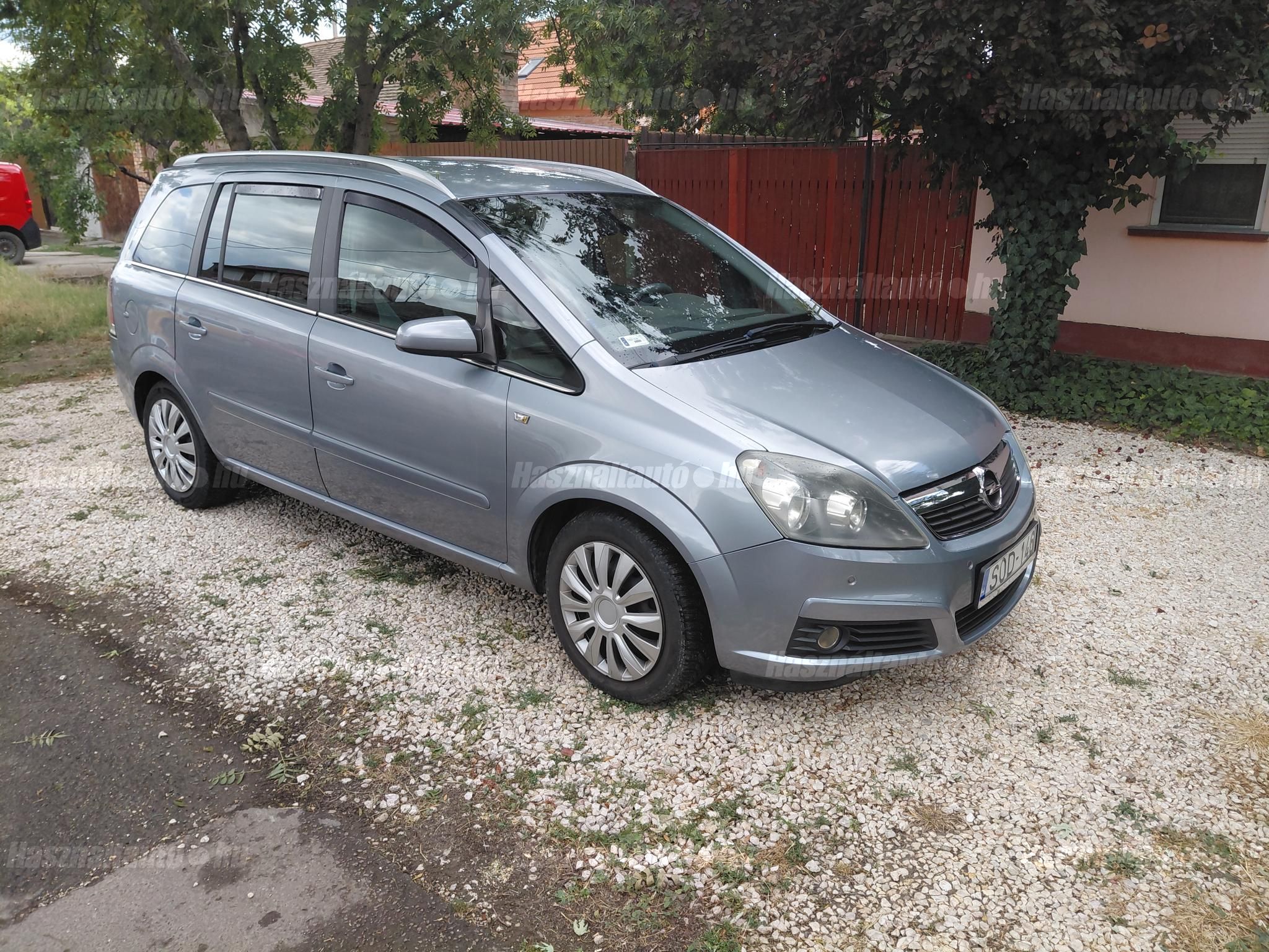 OPEL ZAFIRA B 2006/8 - 1