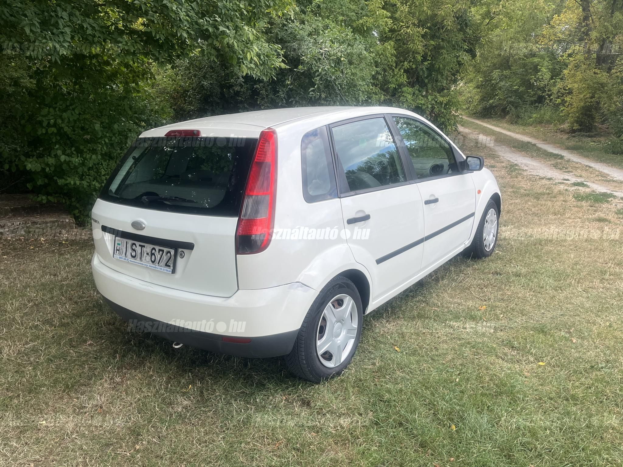 FORD FIESTA 2003/7 - 1