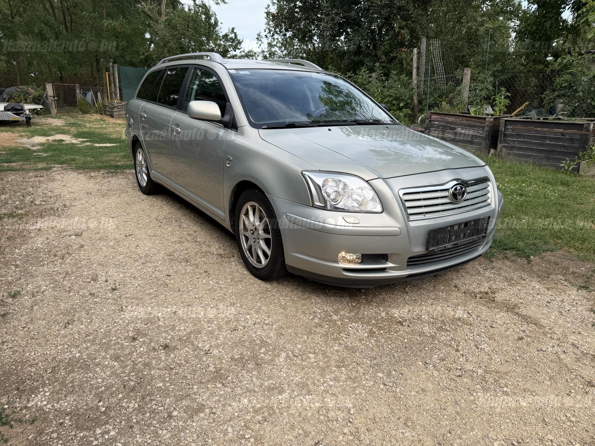 TOYOTA AVENSIS 2005/7 - 1