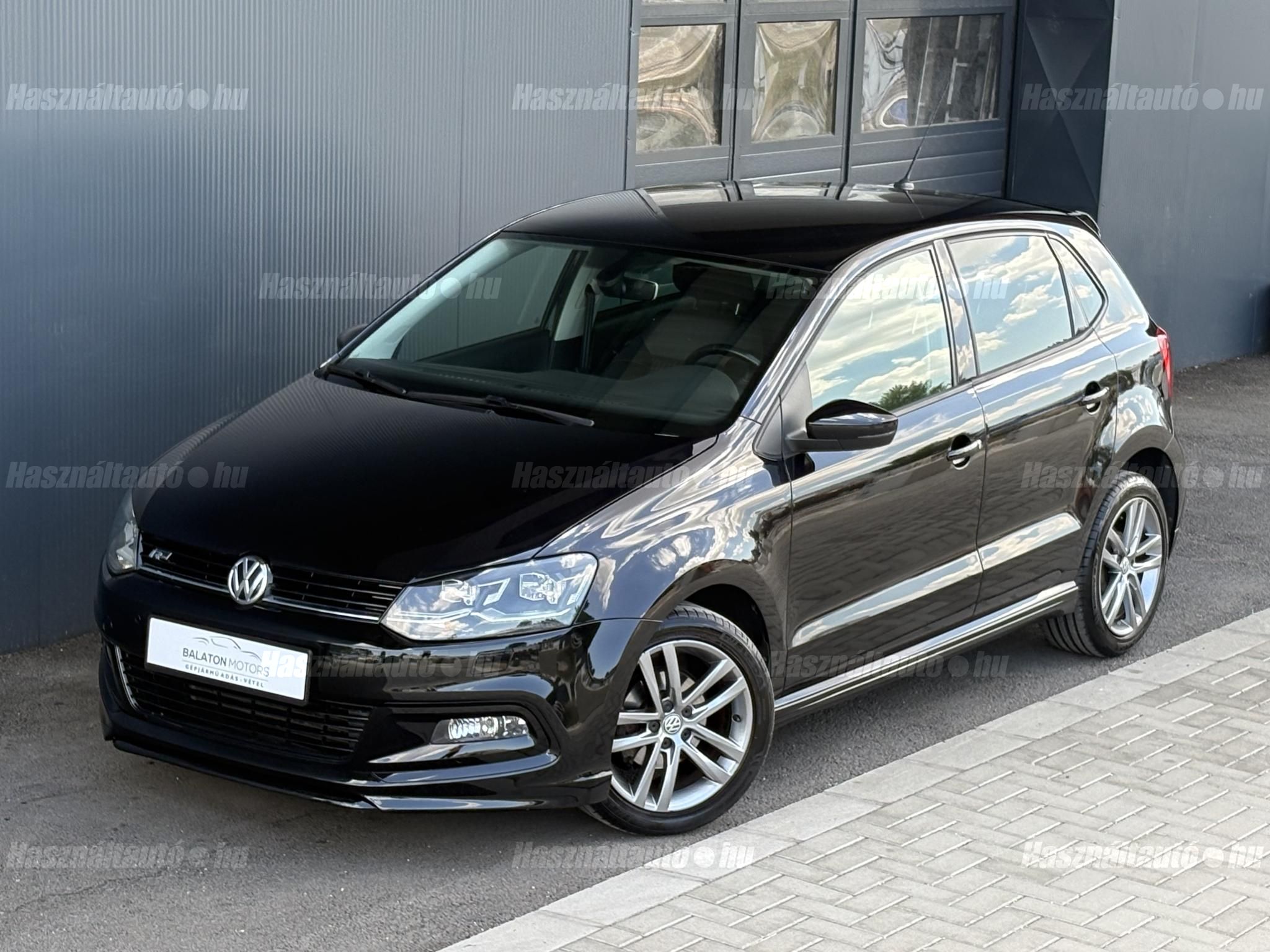 VOLKSWAGEN POLO 2015/12 - 1