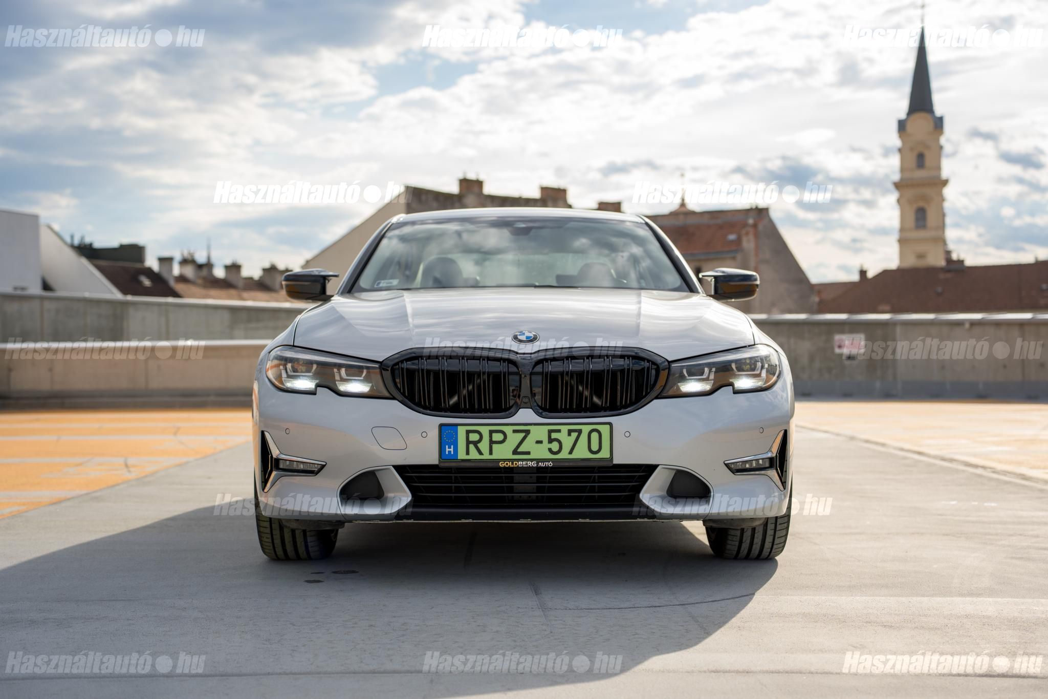BMW 330 2019/9 - 1