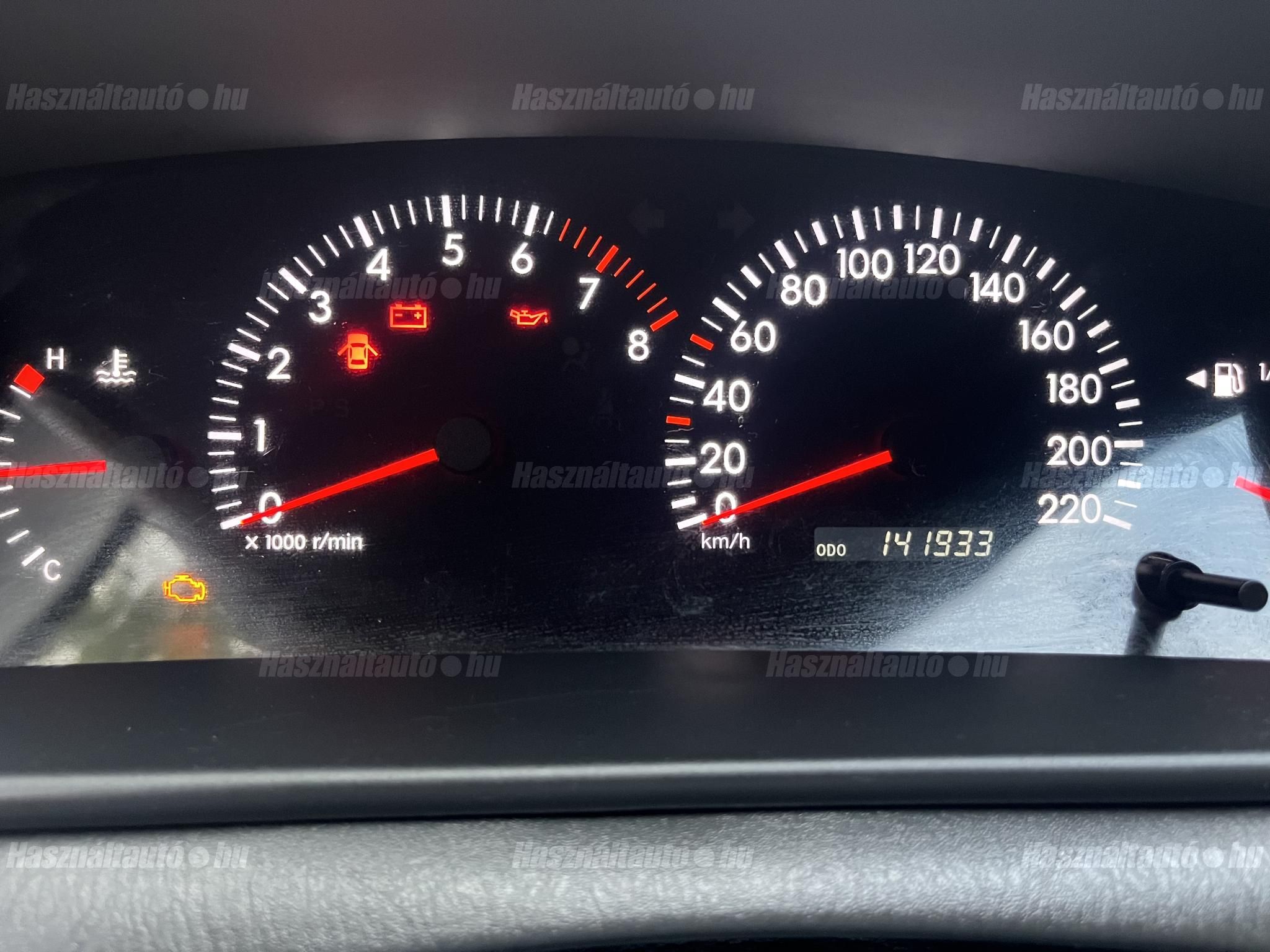 TOYOTA COROLLA 2004/12 - 1
