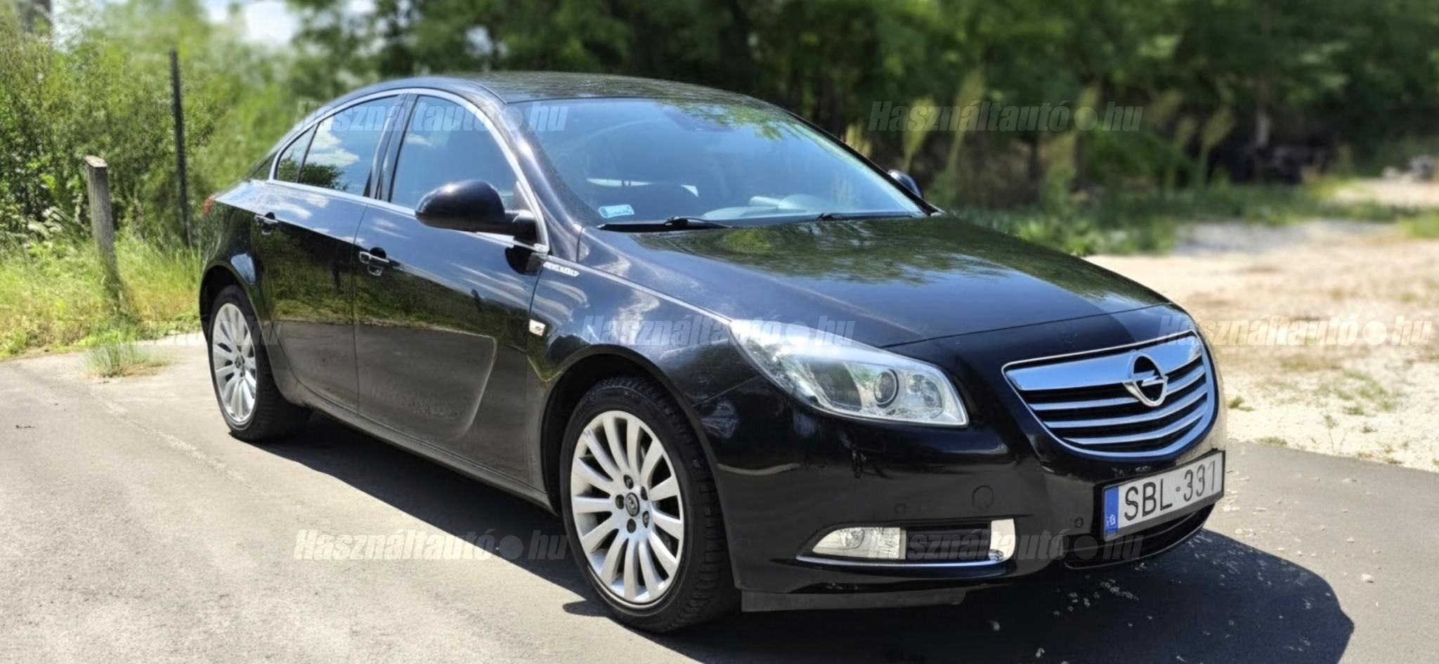OPEL INSIGNIA 2009/6 - 1