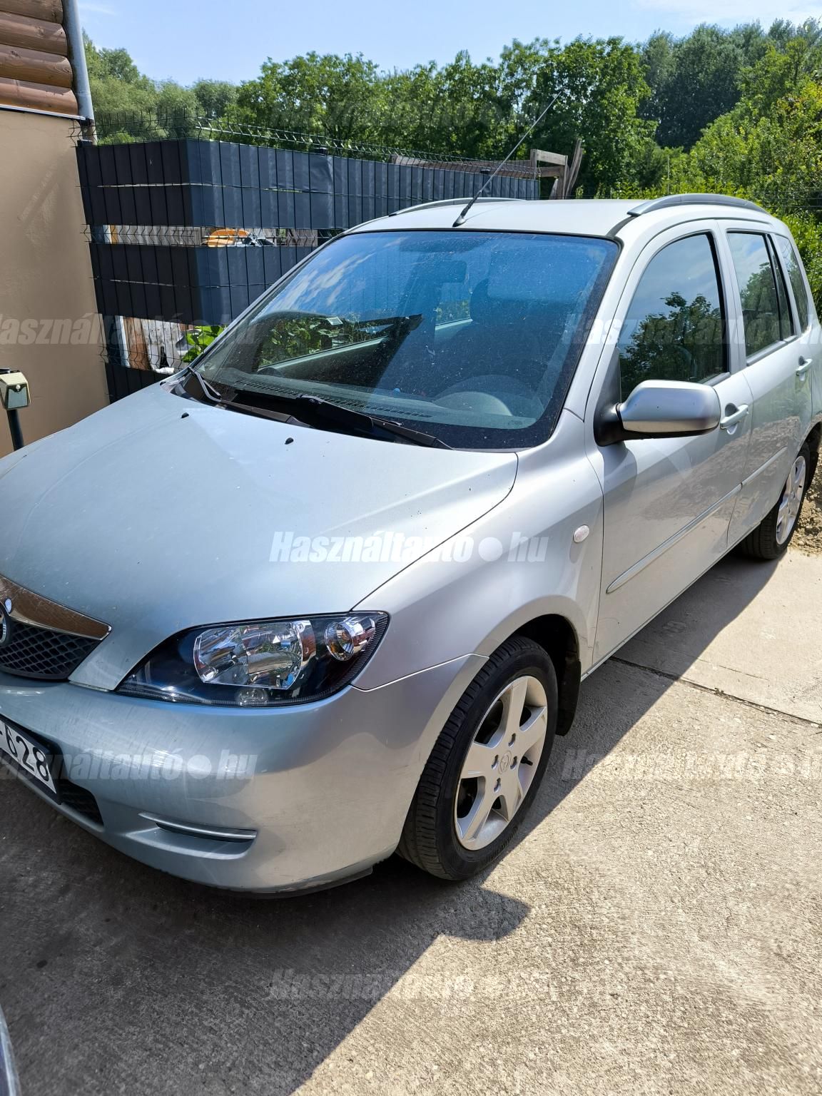 MAZDA 2 2004/6 - 1