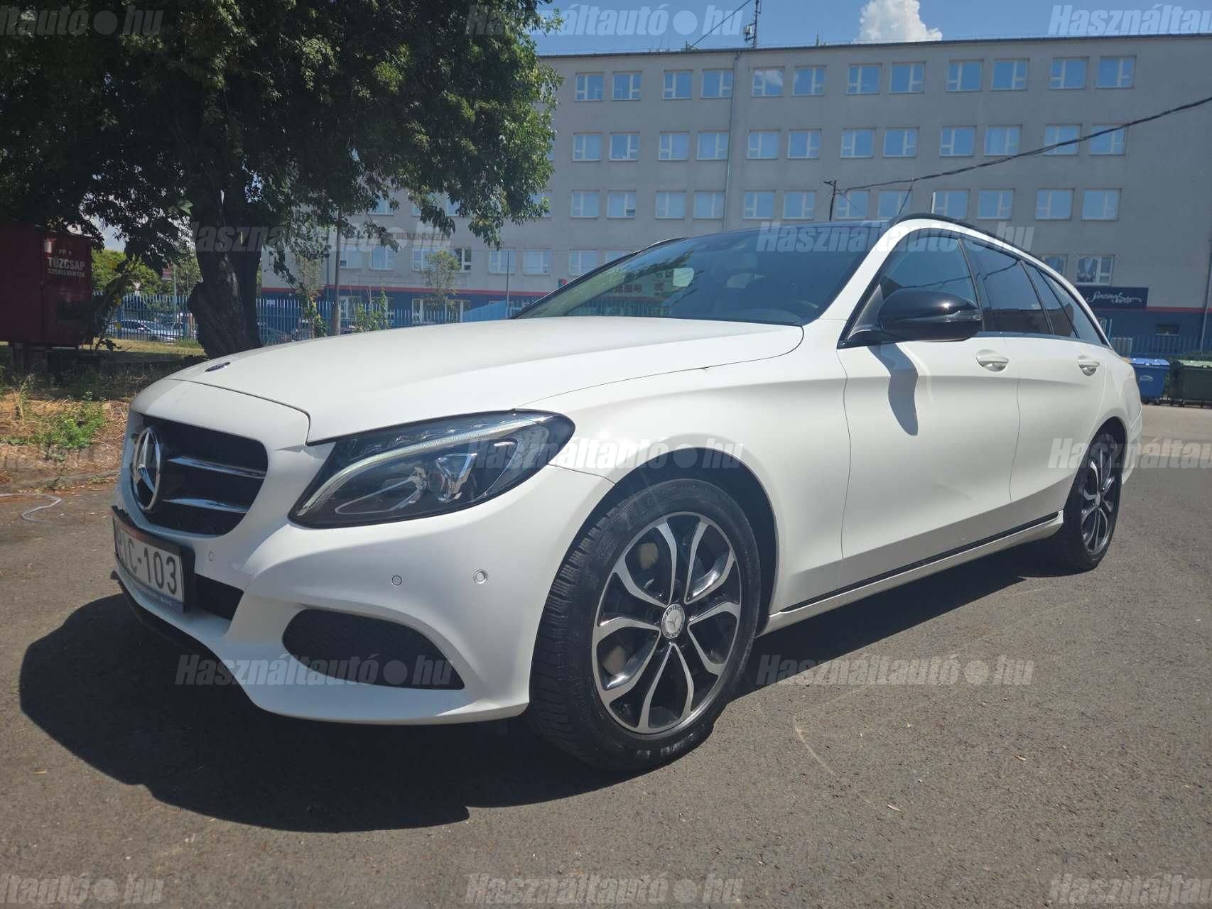 MERCEDES-BENZ C 220 2016/8 - 1