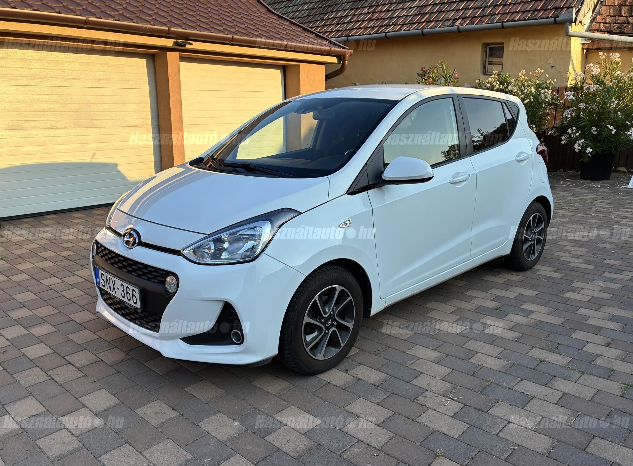 HYUNDAI I10 2017/9 - 1