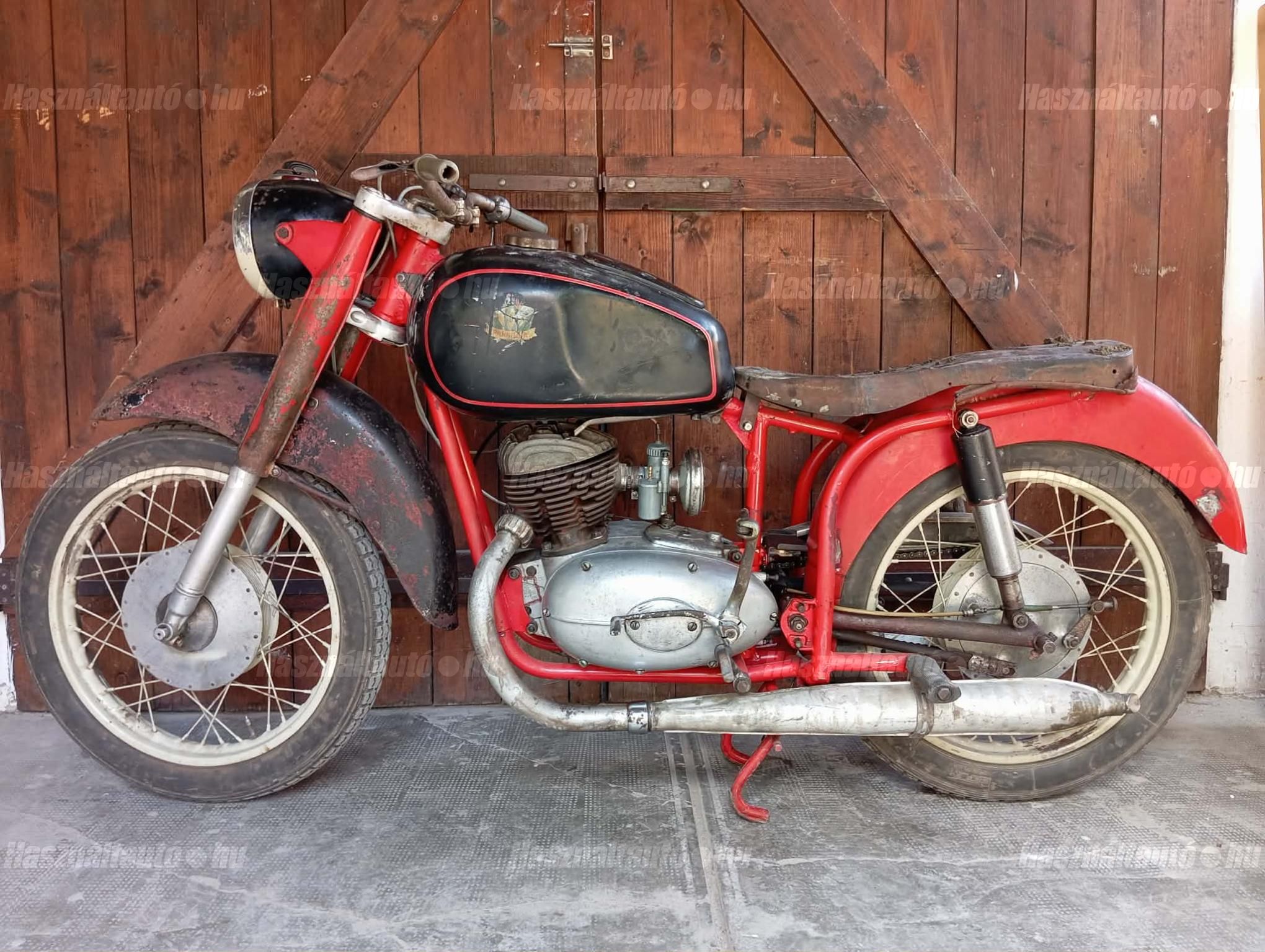 PANNONIA TL 1955/8 - 1