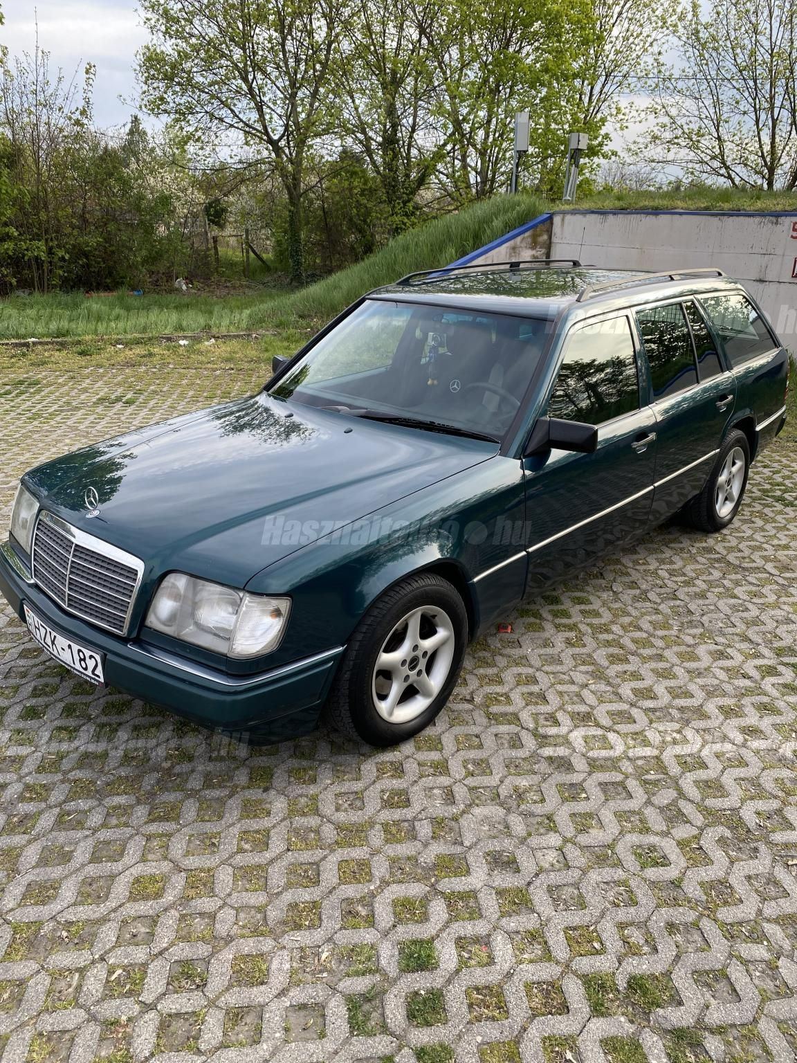 MERCEDES-BENZ E 300 1994/5 - 1