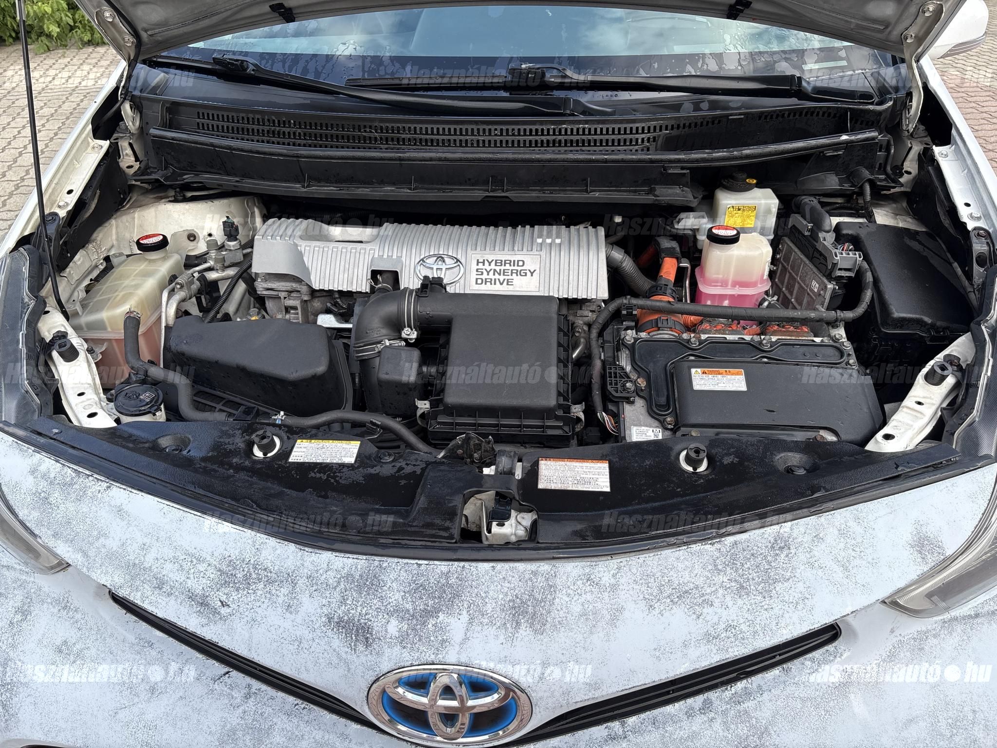 TOYOTA PRIUS+ 2015/11 - 1