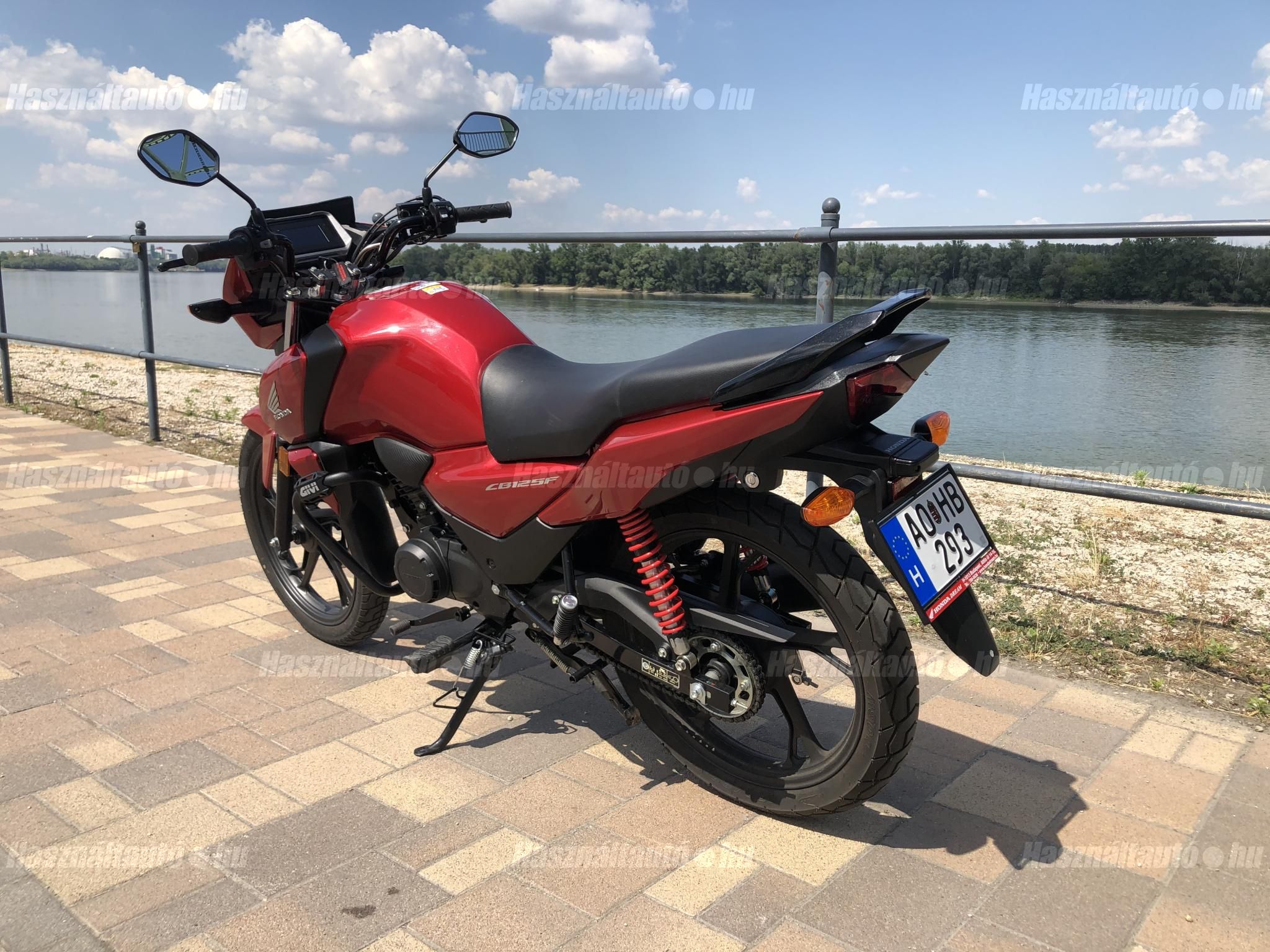 HONDA CB 125 F 2025/8 - 1