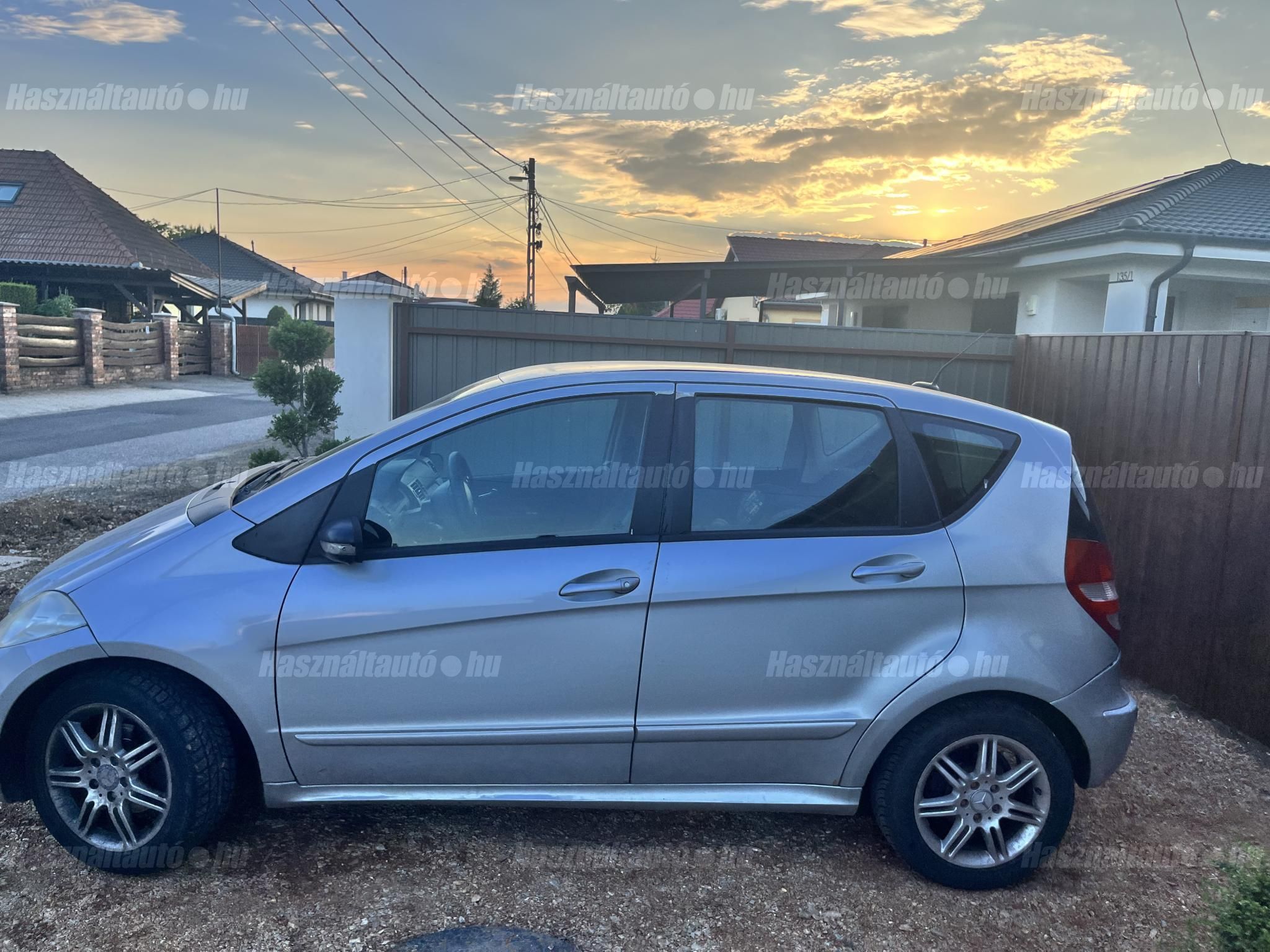 MERCEDES-BENZ A 150 2005/12 - 1